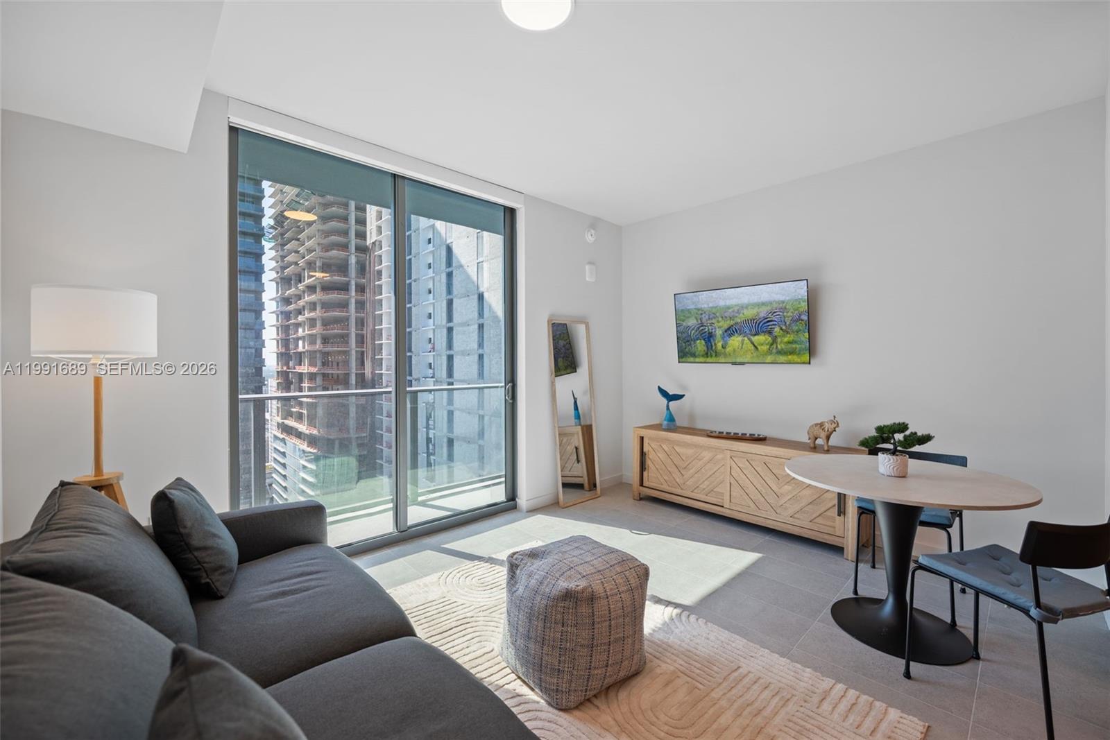 image 501 FIRST Residences5