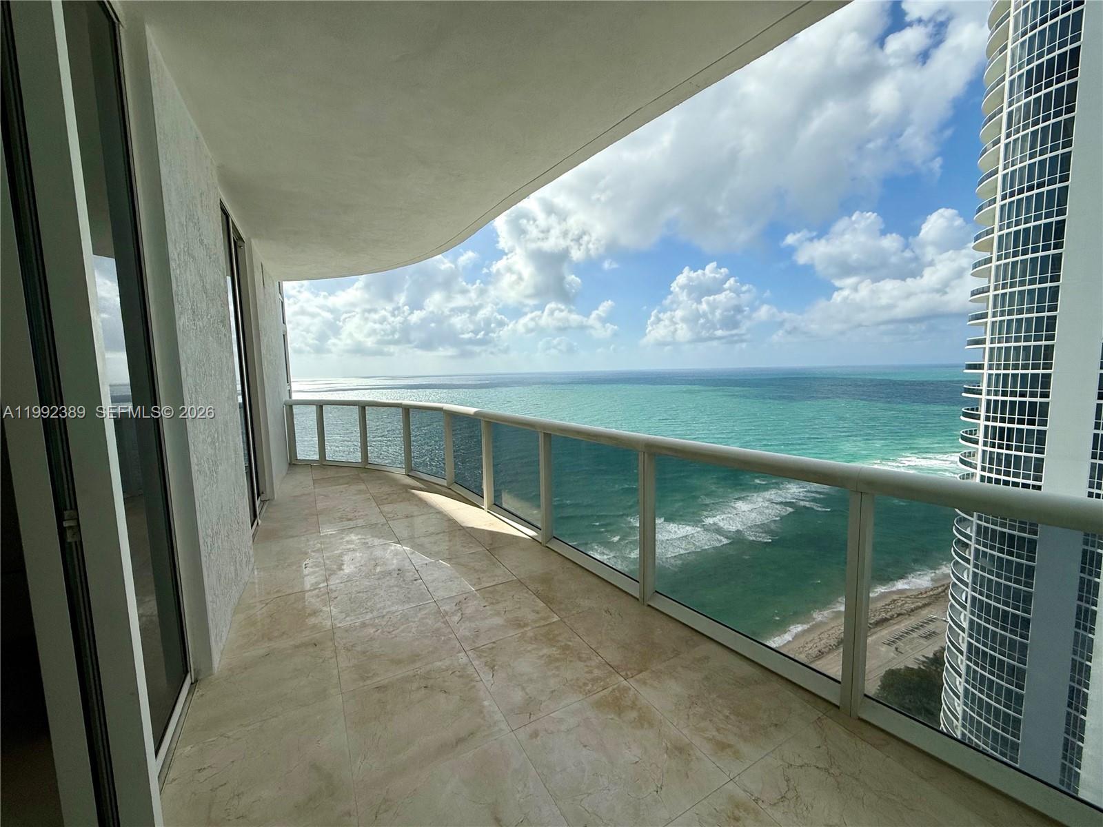 15901 Collins Ave #2802 Sunny Isles Beach, FL 33160
