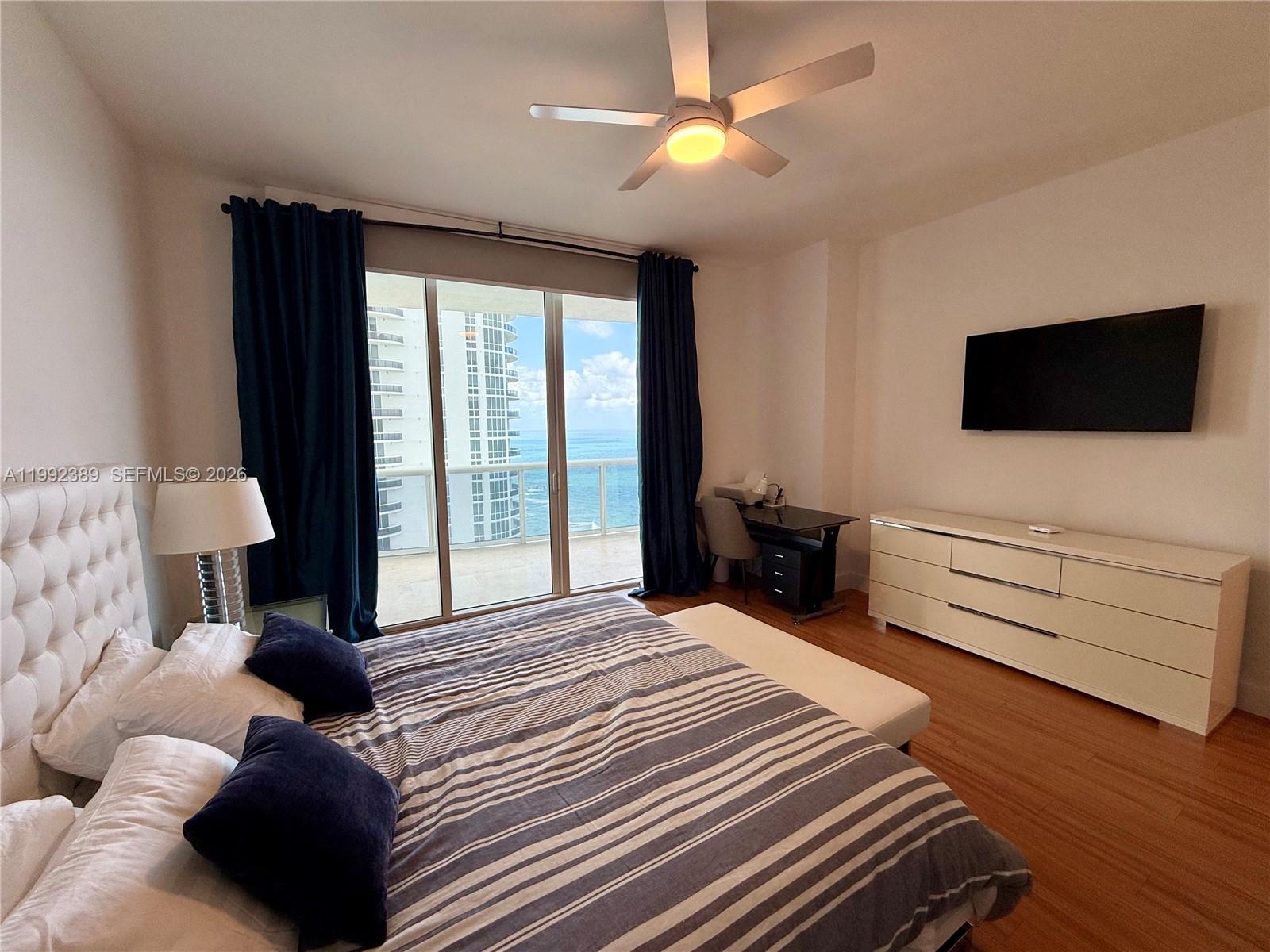 15901 Collins Ave #2802 Sunny Isles Beach, FL 33160