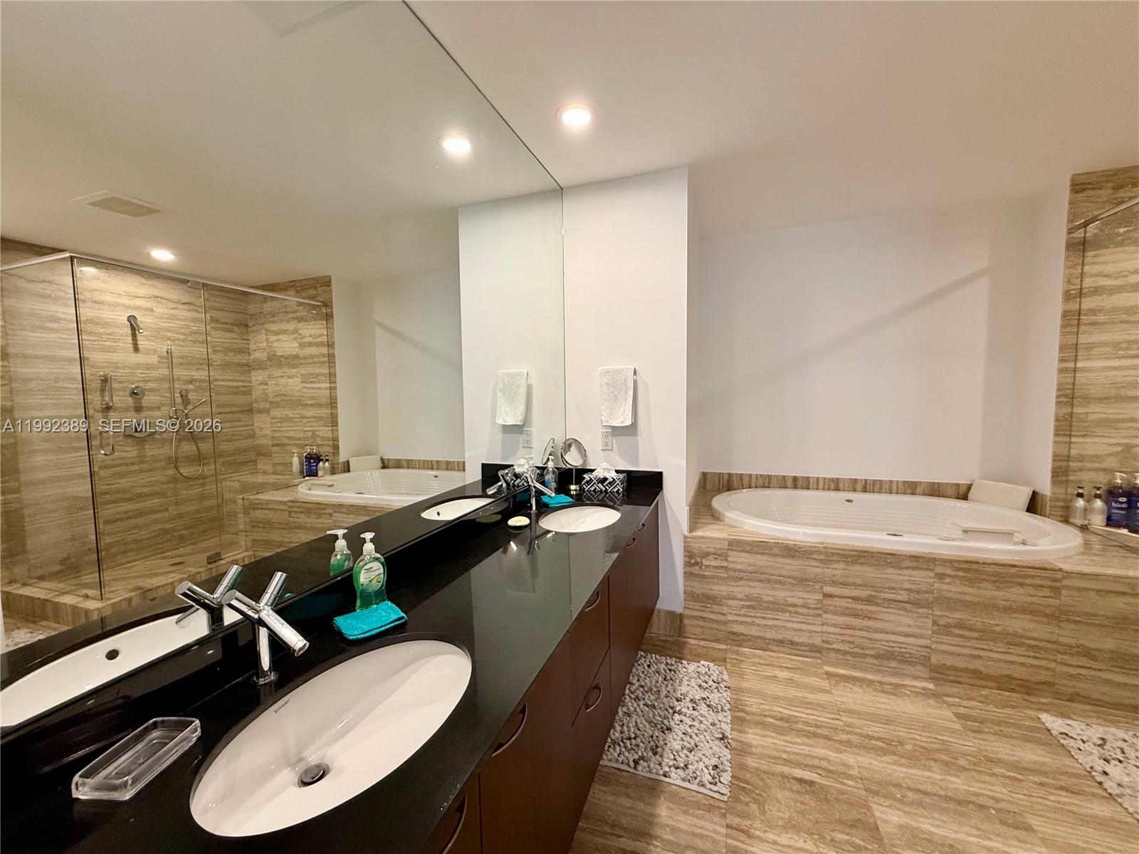 15901 Collins Ave #2802 Sunny Isles Beach, FL 33160