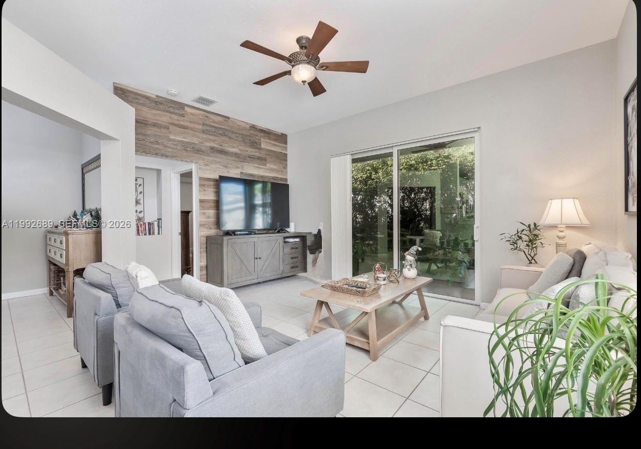 1784 Aspen Ln Weston, FL 33327