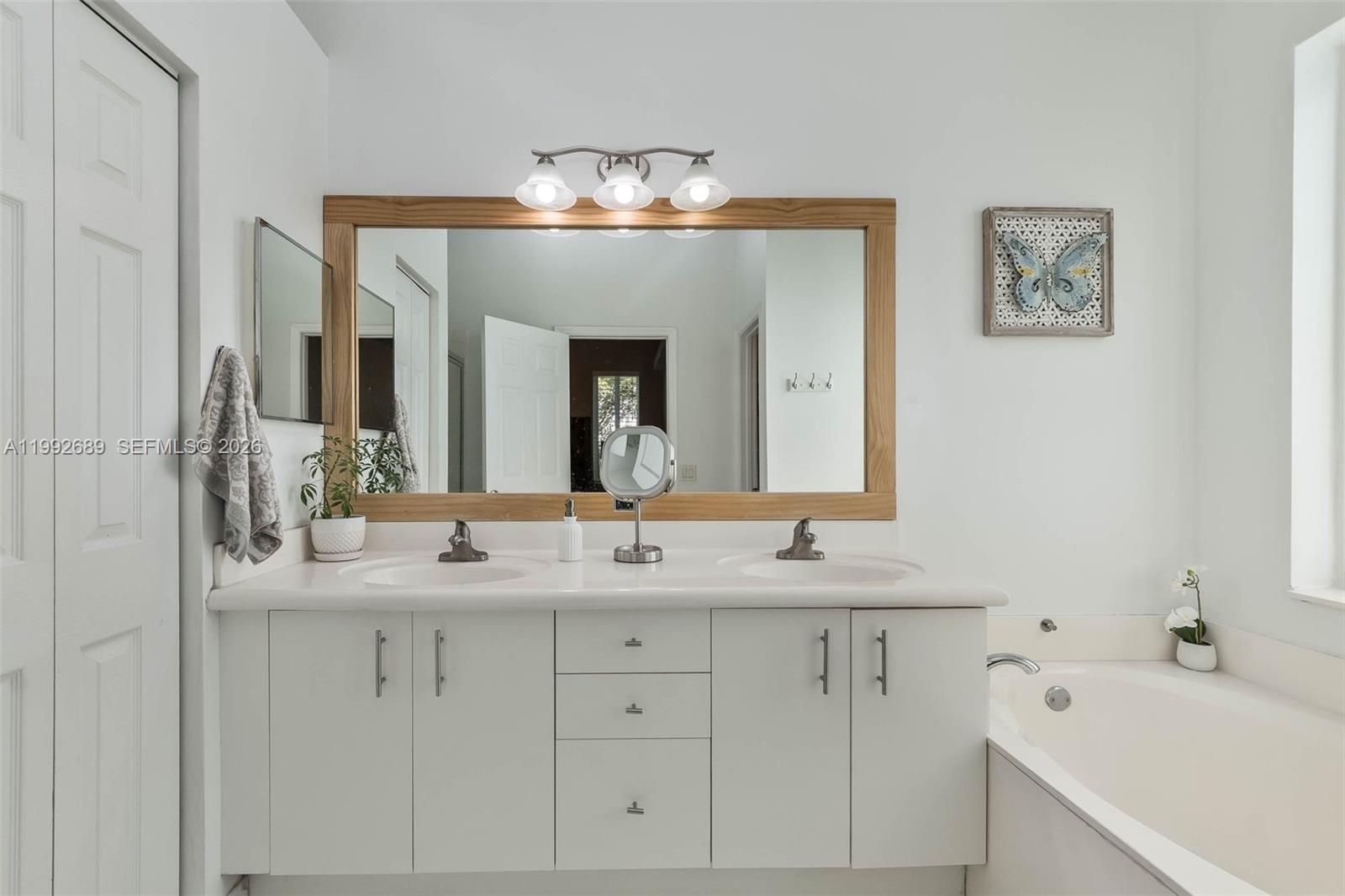 1784 Aspen Ln Weston, FL 33327