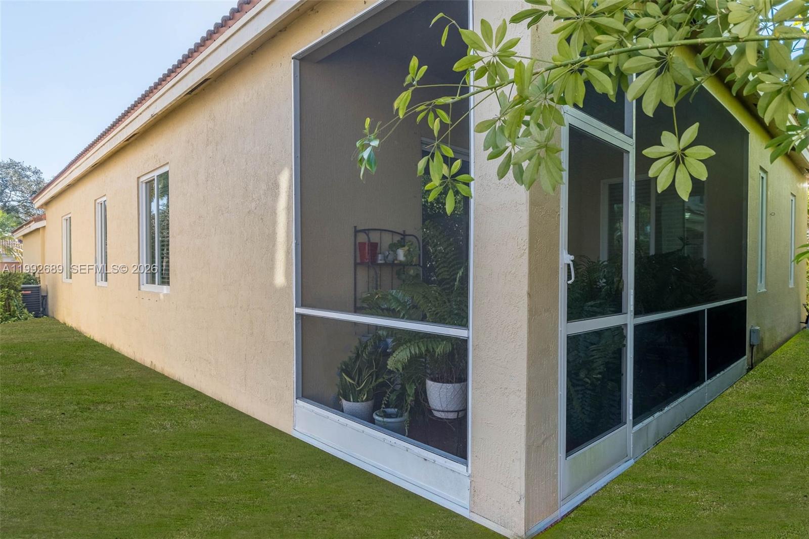 1784 Aspen Ln Weston, FL 33327