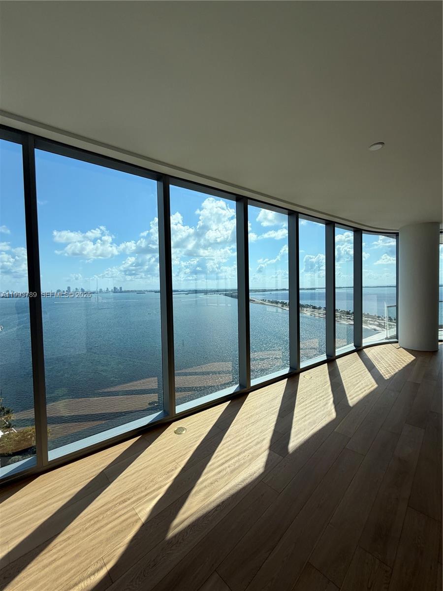 175 SE 25th Rd #2101 Miami, FL 33129