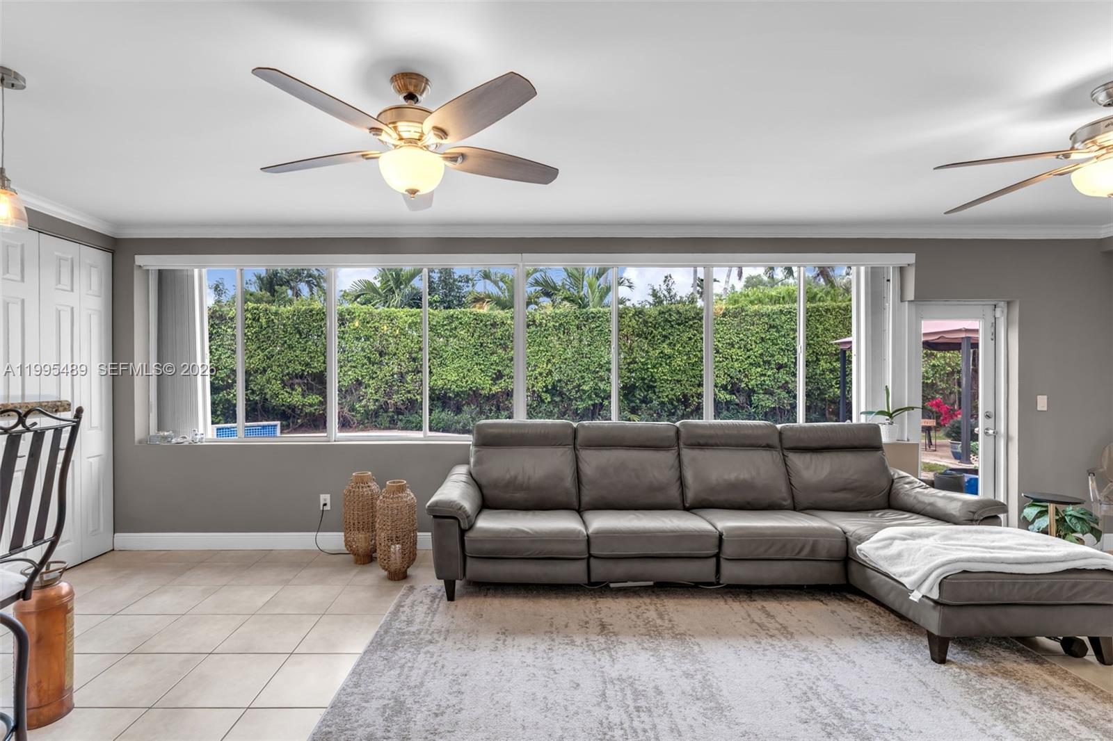 5810 SW 89th Ct Miami, FL 33173