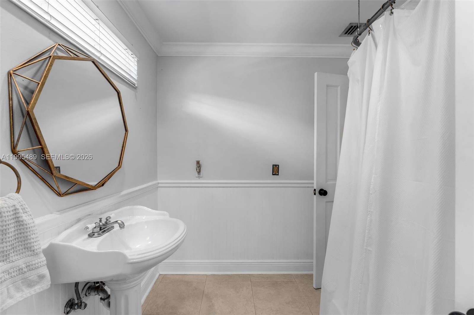 5810 SW 89th Ct Miami, FL 33173