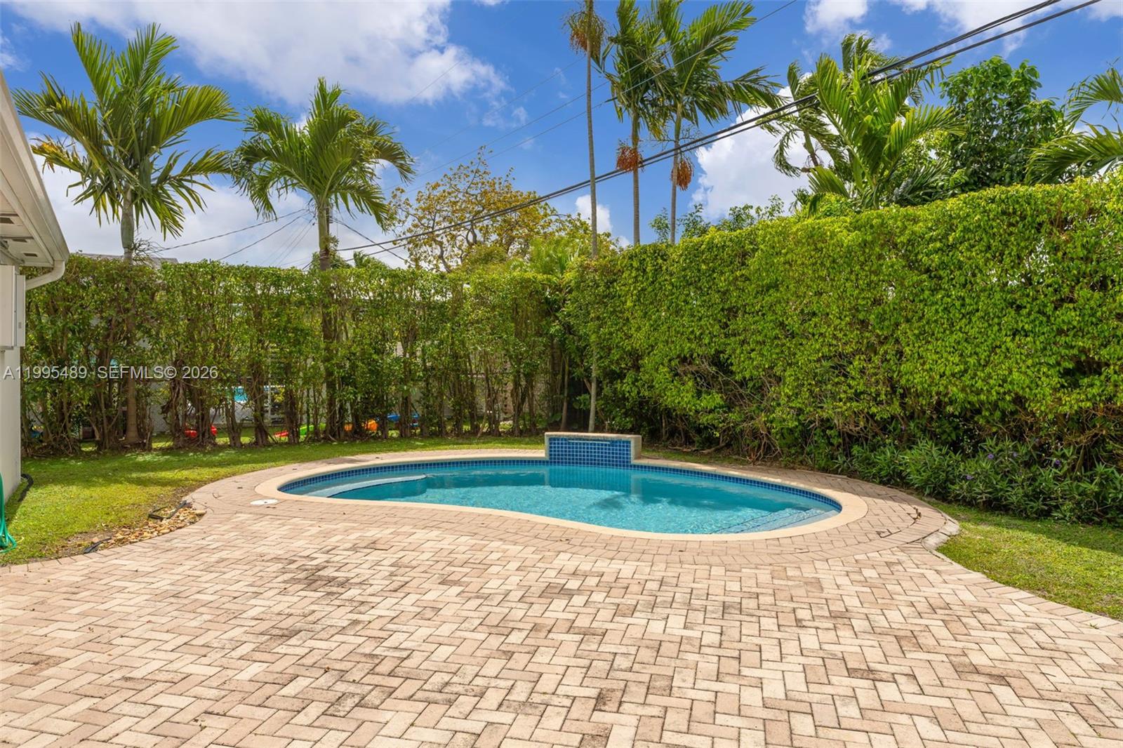 5810 SW 89th Ct Miami, FL 33173