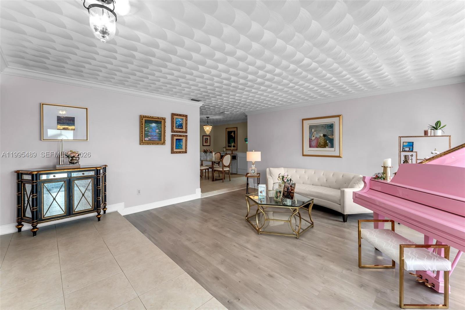 5810 SW 89th Ct Miami, FL 33173