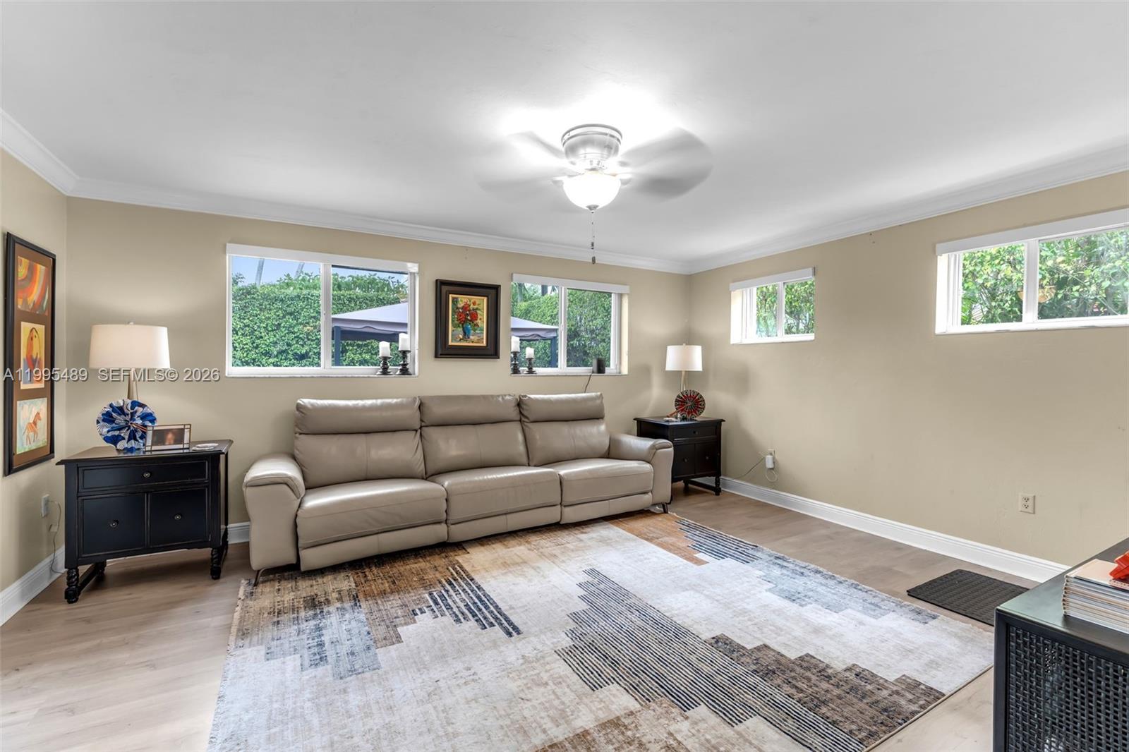 5810 SW 89th Ct Miami, FL 33173