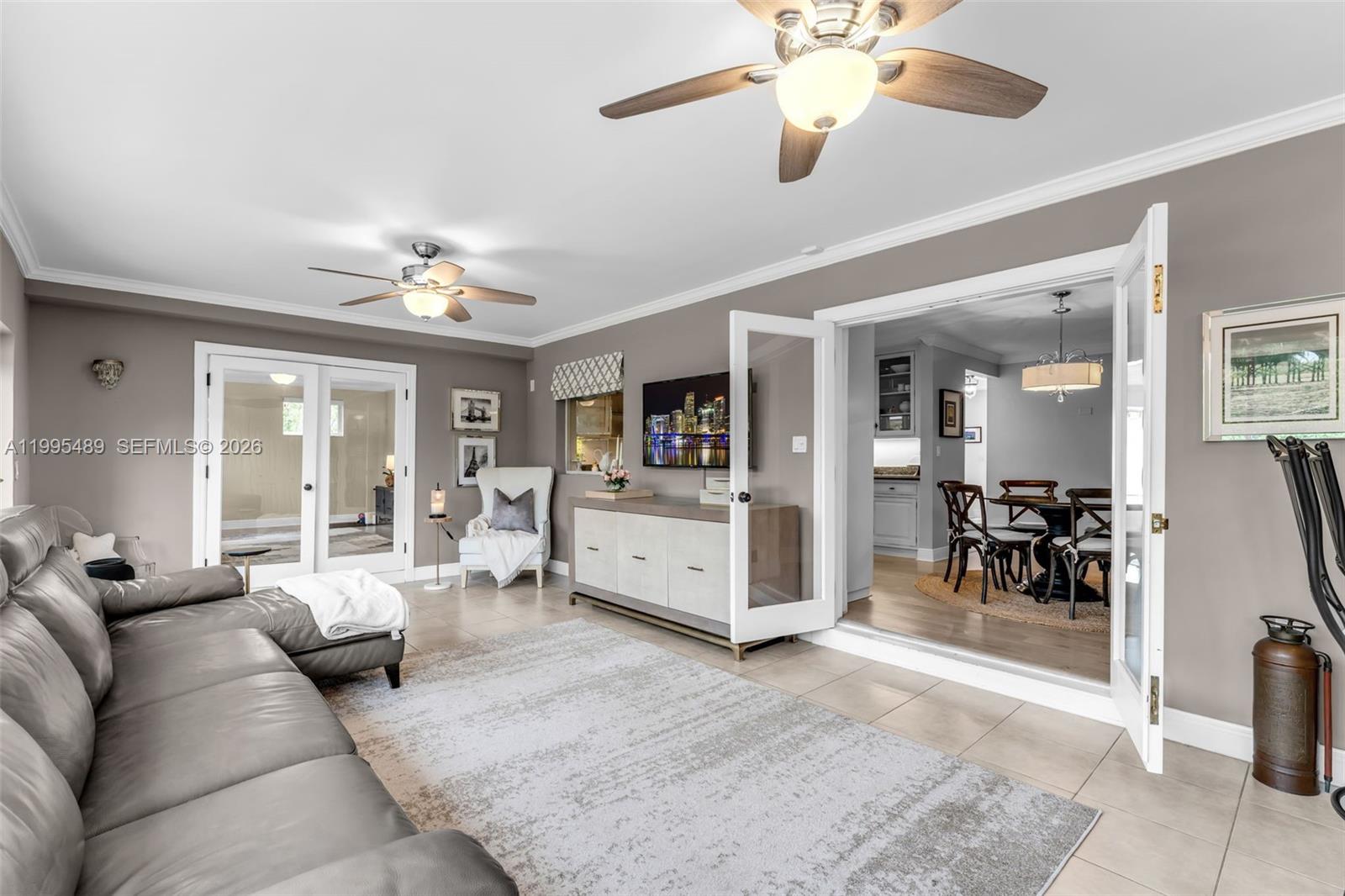 5810 SW 89th Ct Miami, FL 33173