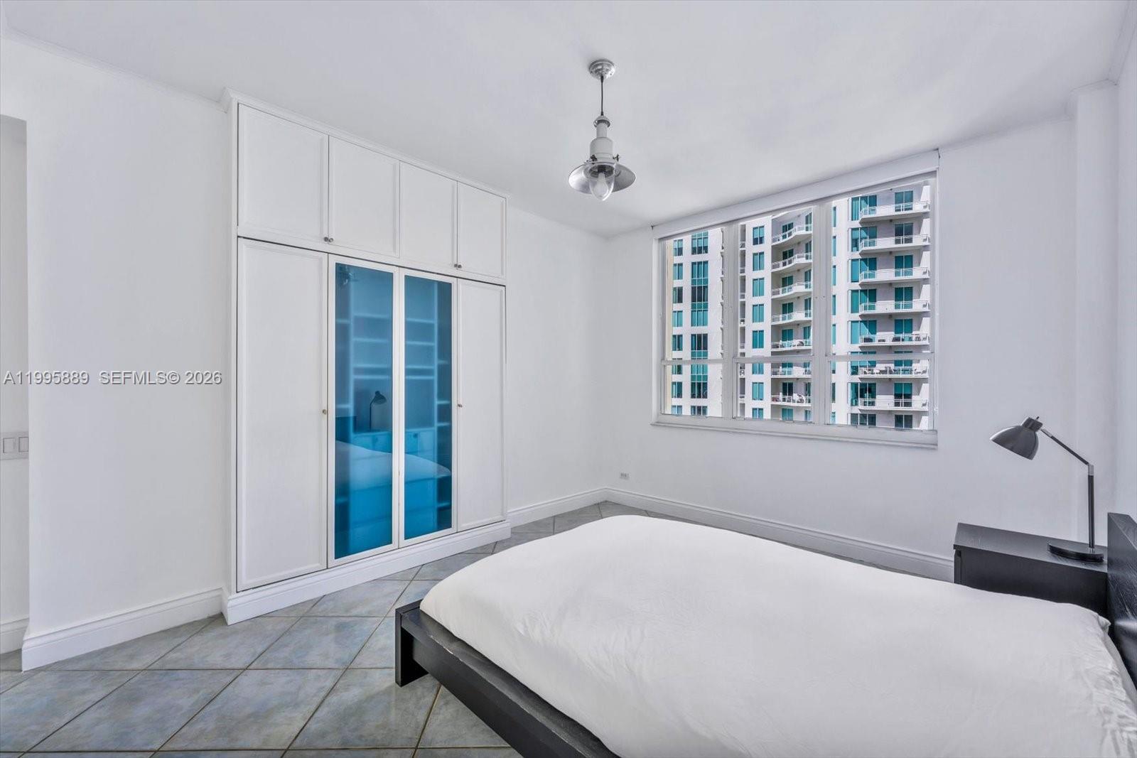 888 Brickell Key Dr #2201 Miami, FL 33131