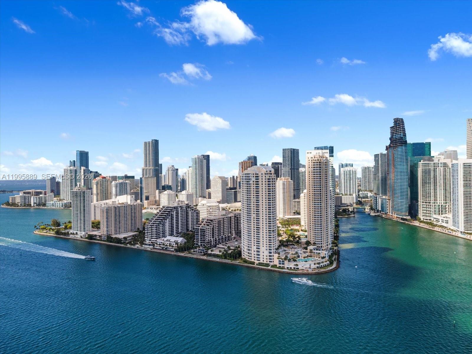 888 Brickell Key Dr #2201 Miami, FL 33131