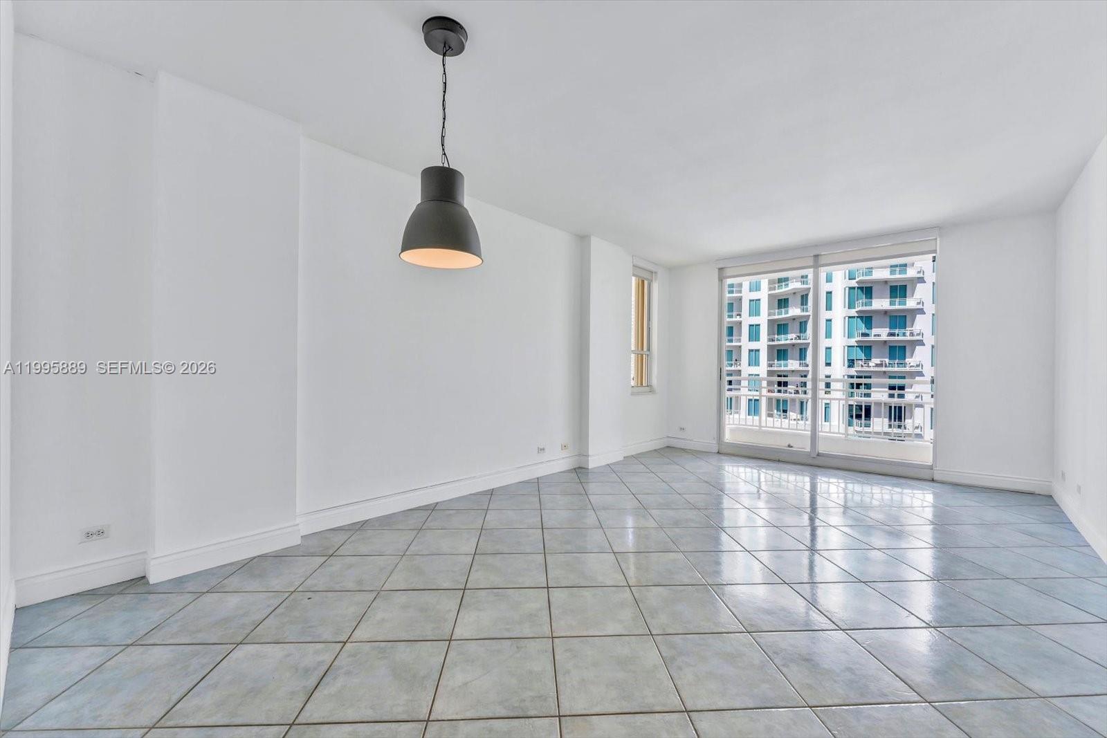 888 Brickell Key Dr #2201 Miami, FL 33131