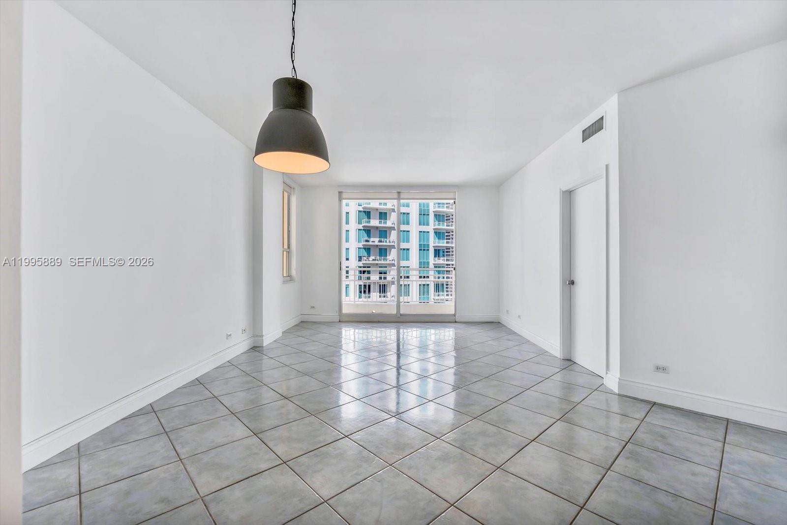 888 Brickell Key Dr #2201 Miami, FL 33131