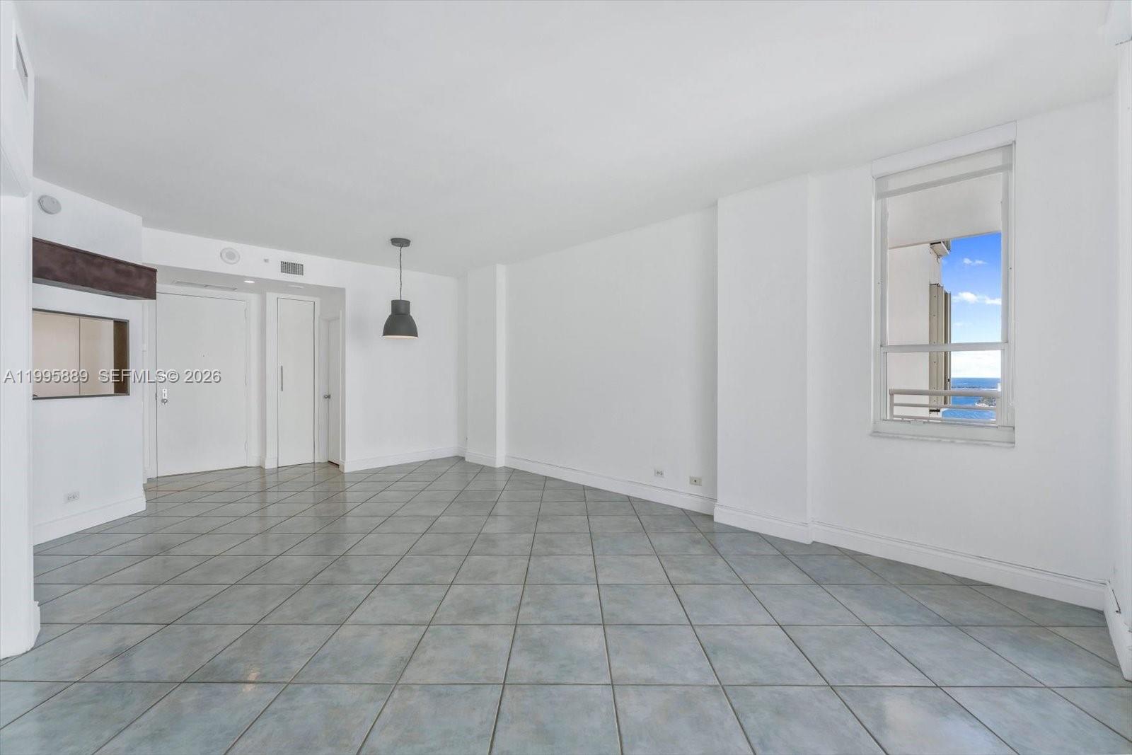 888 Brickell Key Dr #2201 Miami, FL 33131