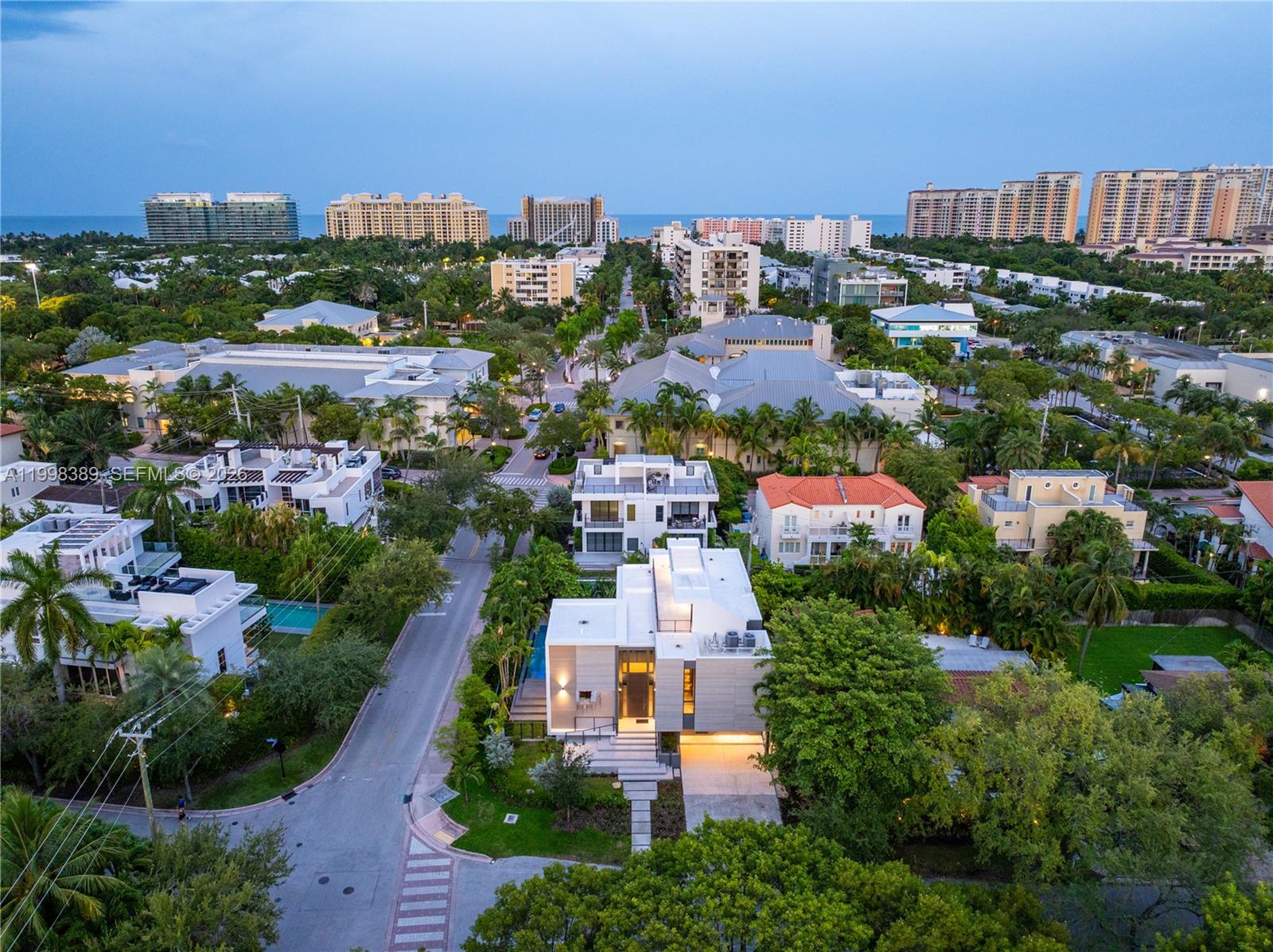 571 Glenridge Rd Key Biscayne, FL 33149