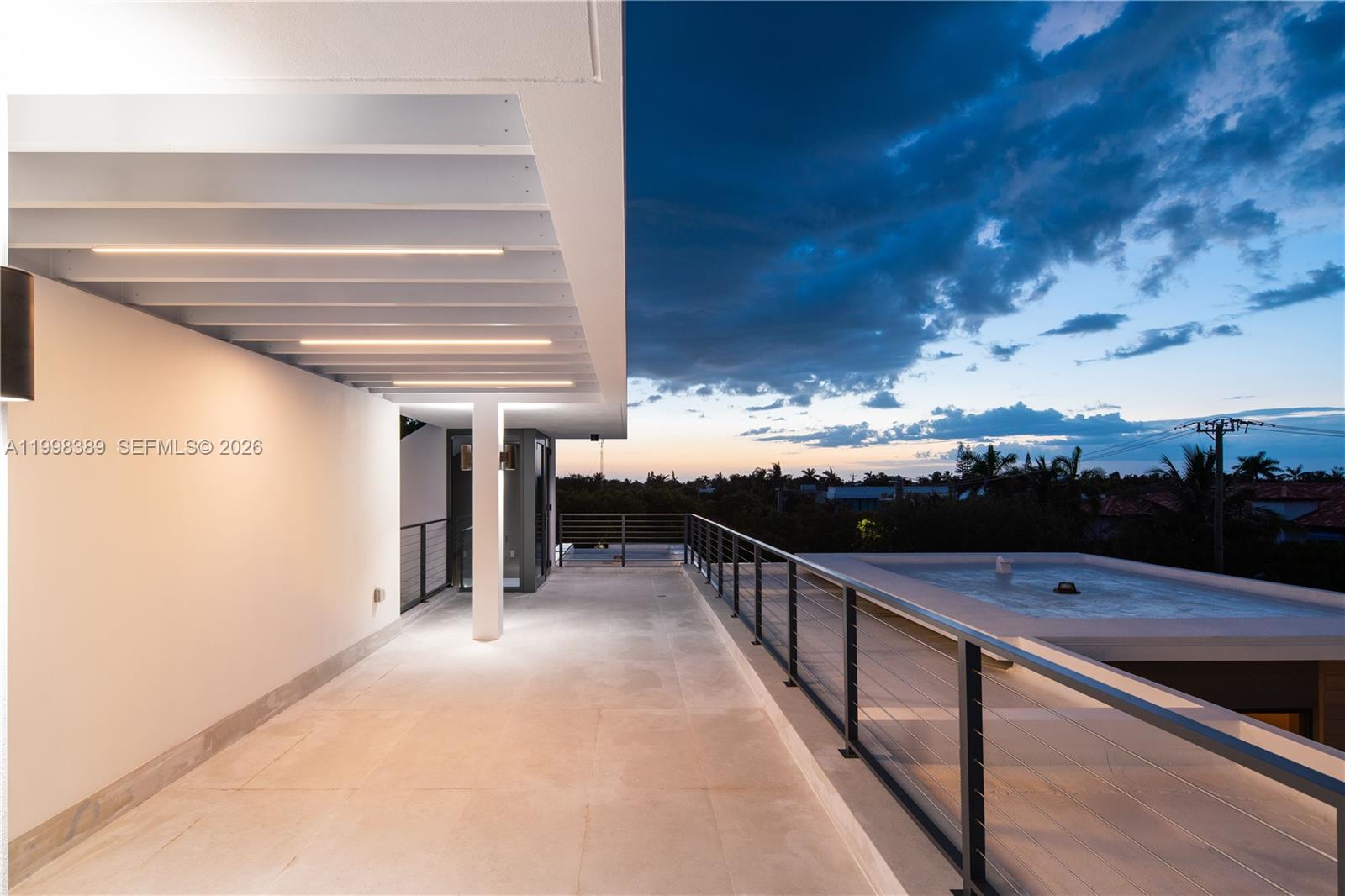 571 Glenridge Rd Key Biscayne, FL 33149