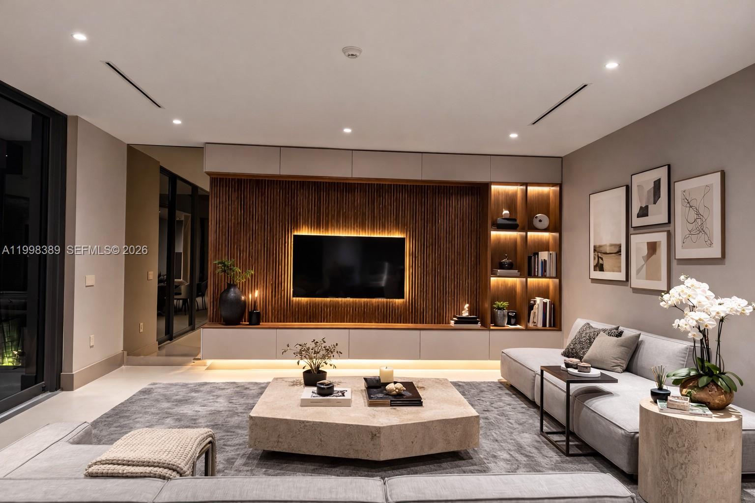 571 Glenridge Rd Key Biscayne, FL 33149