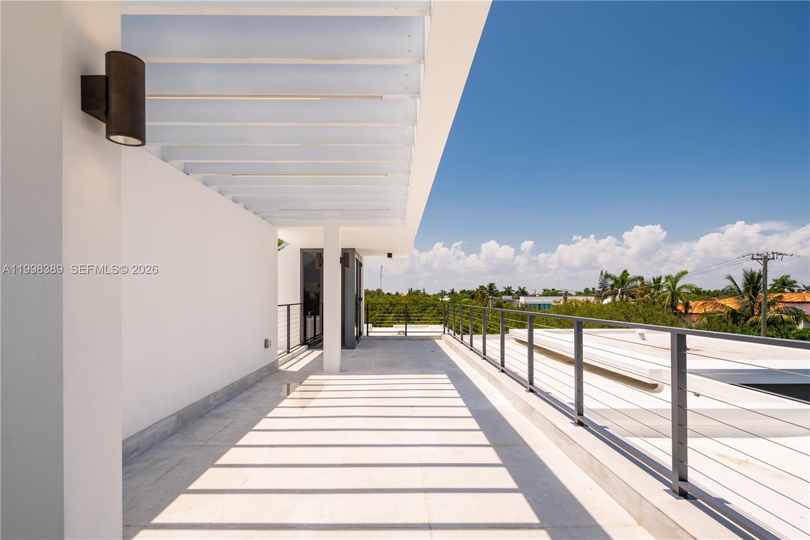 571 Glenridge Rd Key Biscayne, FL 33149