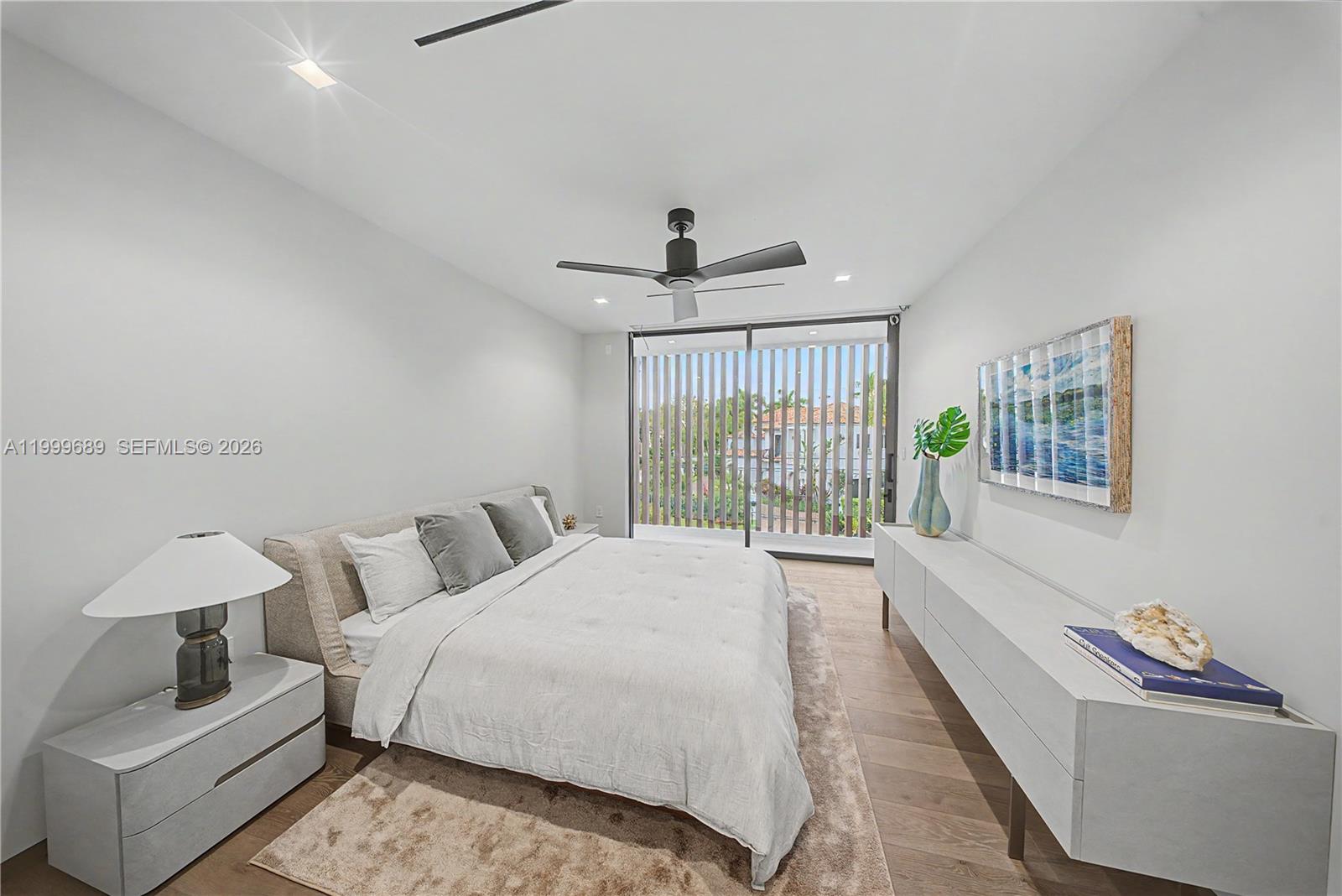 1400 W Lake Dr Fort Lauderdale, FL 33316