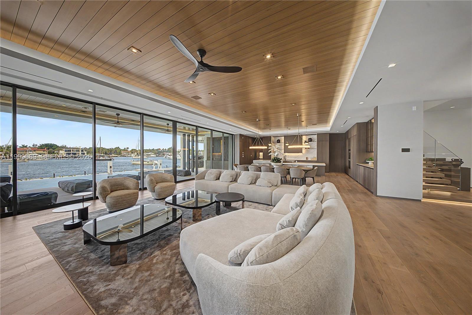 1400 W Lake Dr Fort Lauderdale, FL 33316