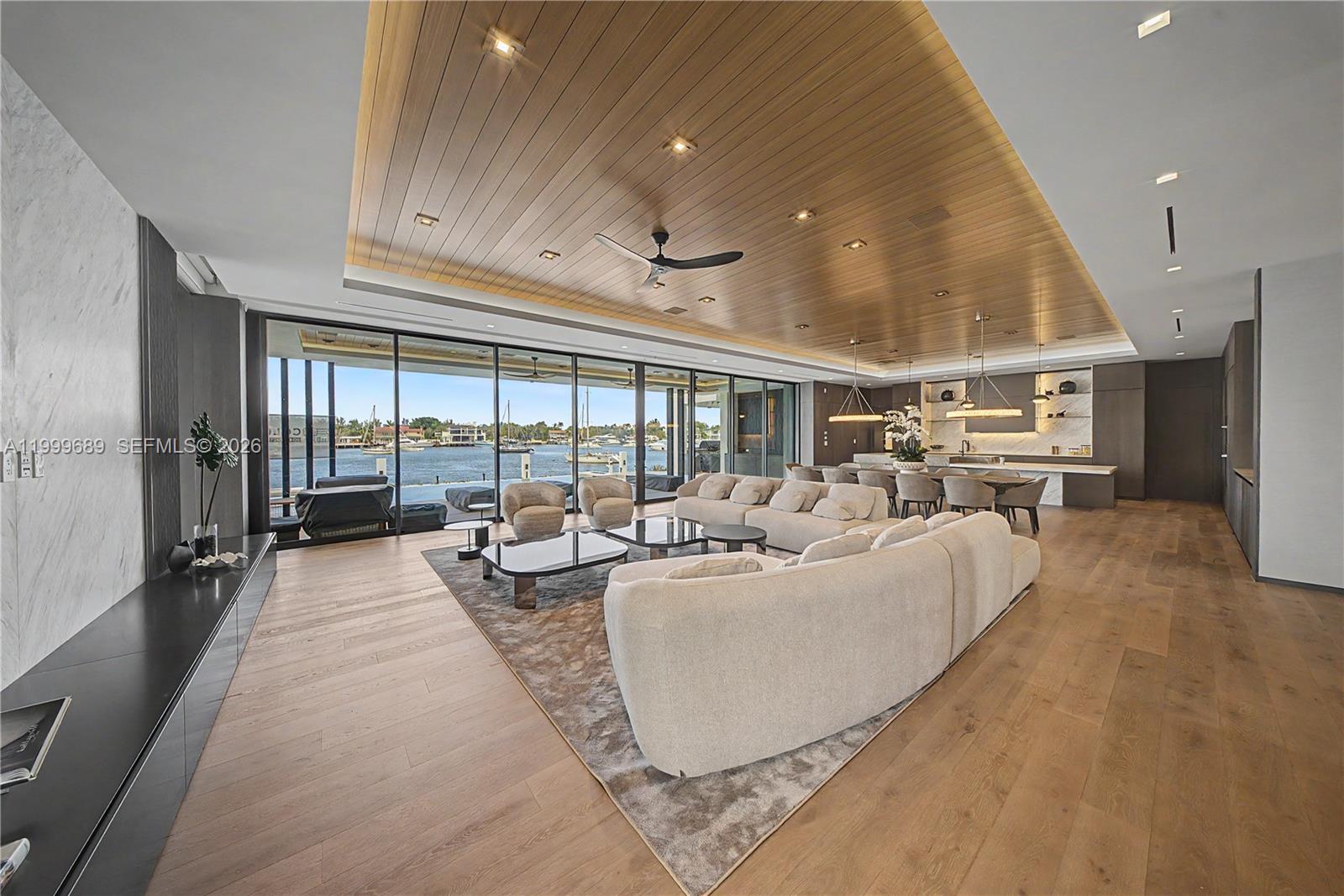 1400 W Lake Dr Fort Lauderdale, FL 33316