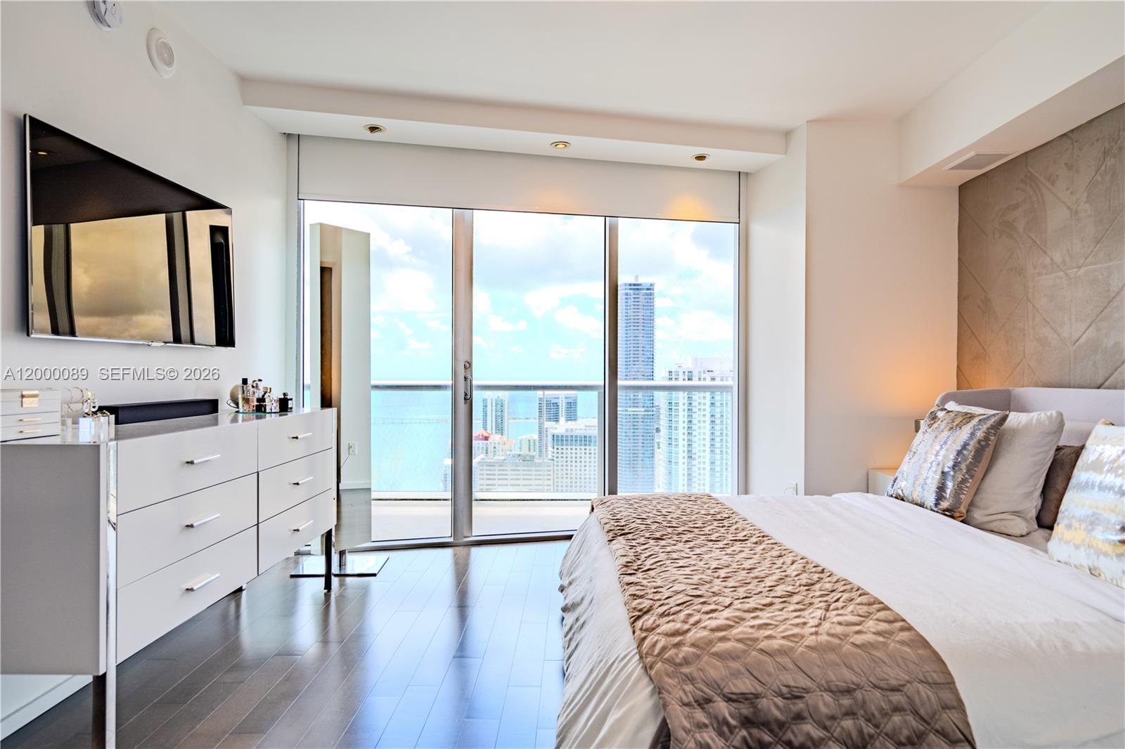image Icon Brickell II11