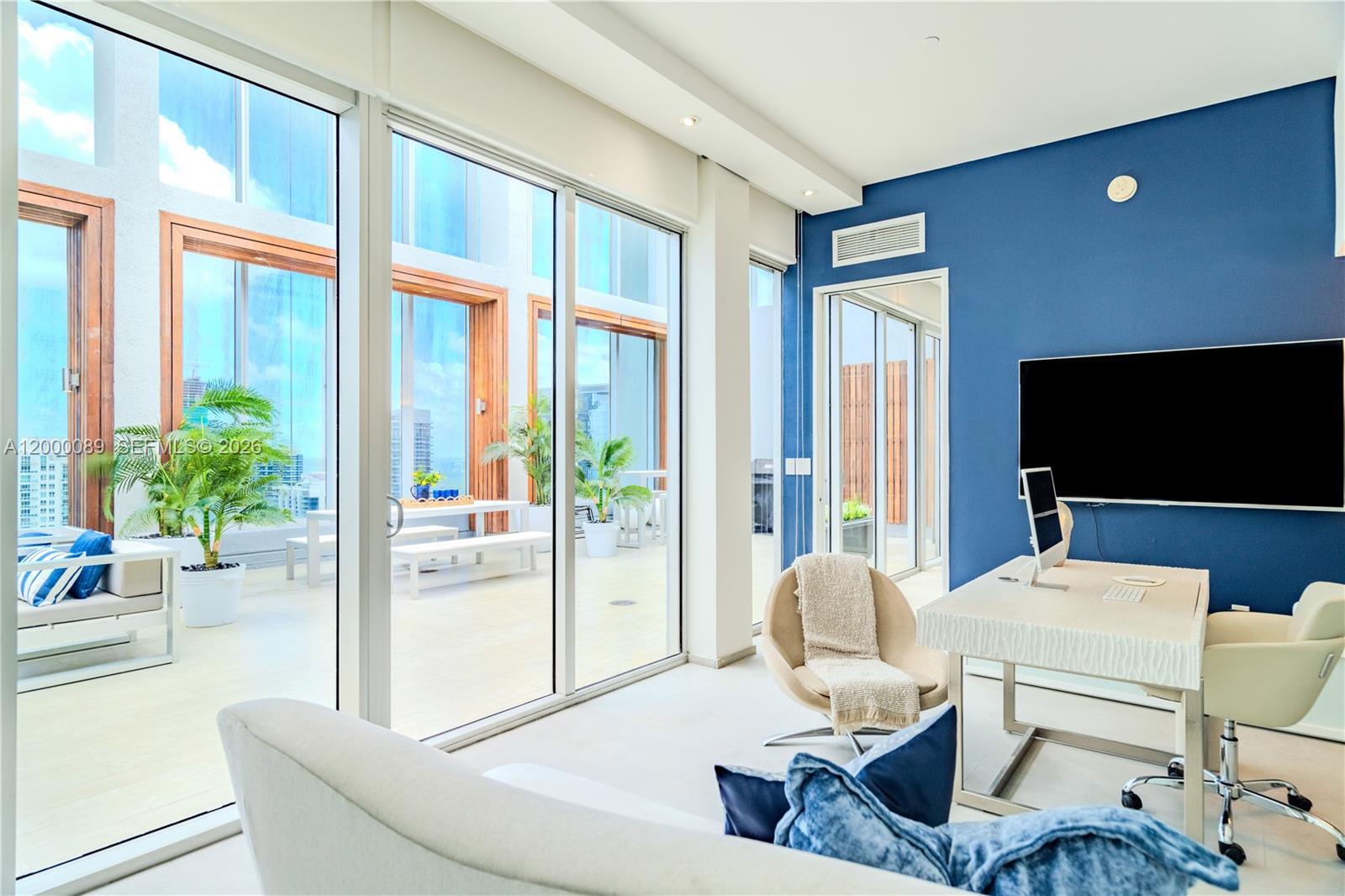 image Icon Brickell II22