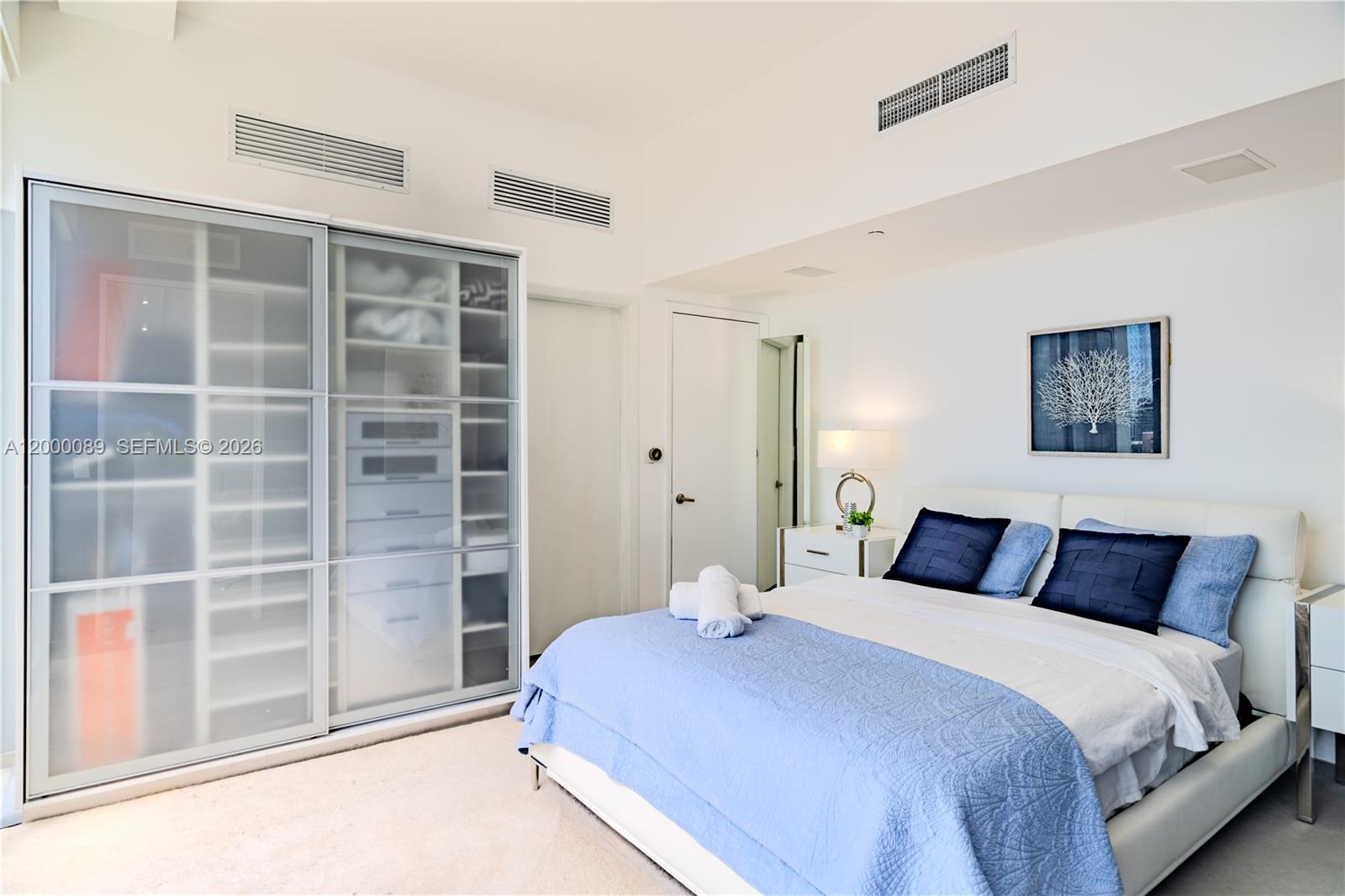 image Icon Brickell II28