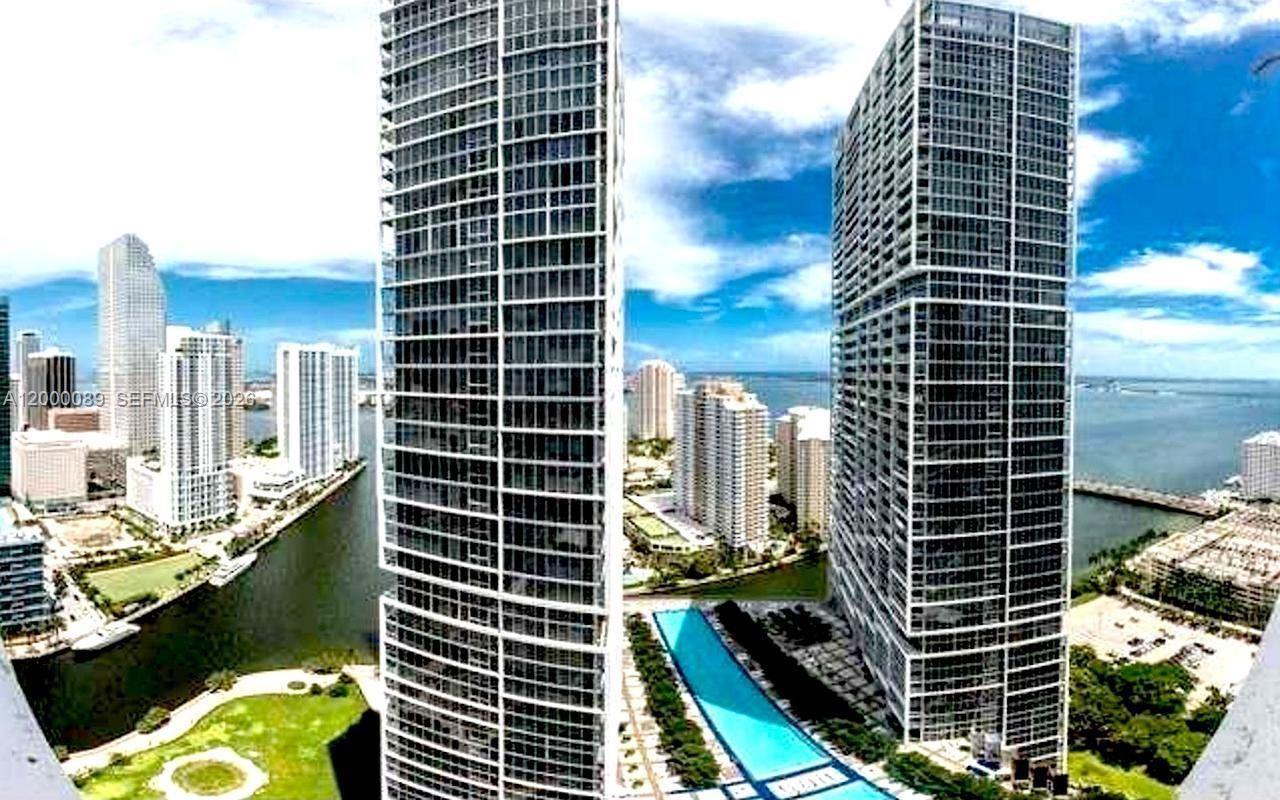 image Icon Brickell II51