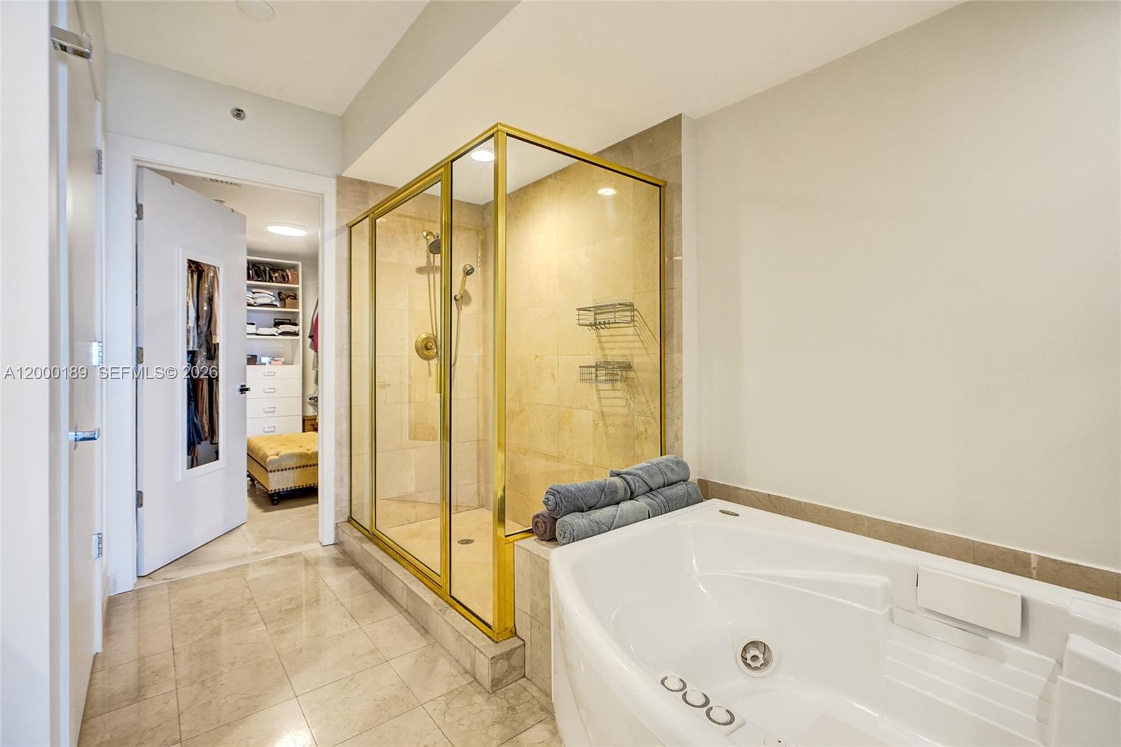 19111 Collins Ave #2703 Sunny Isles Beach, FL 33160