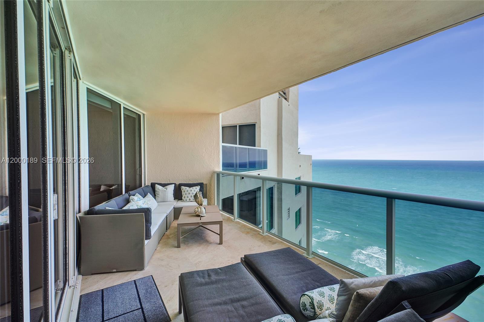 19111 Collins Ave #2703 Sunny Isles Beach, FL 33160