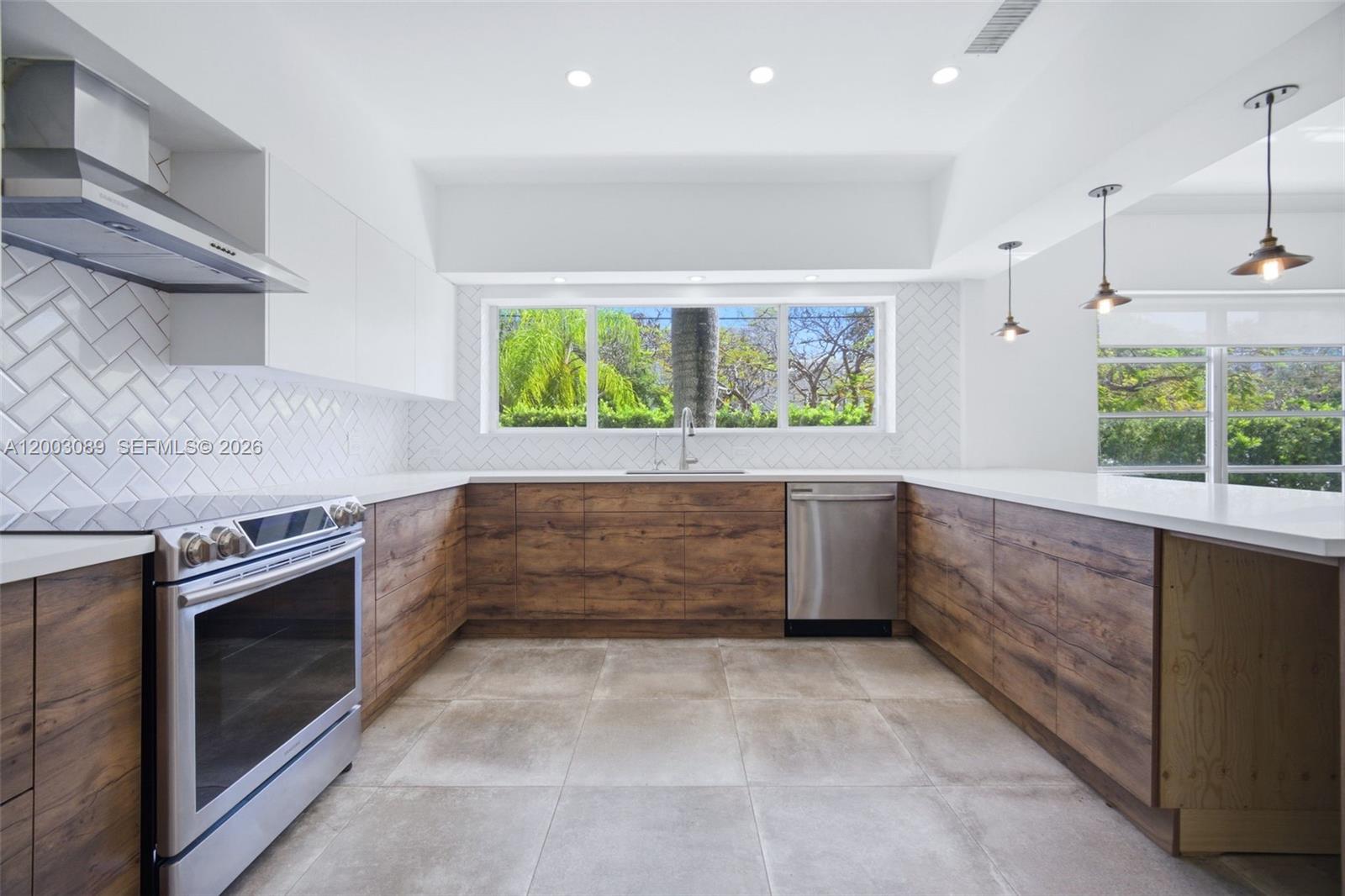 2300 S Miami Ave Miami, FL 33129