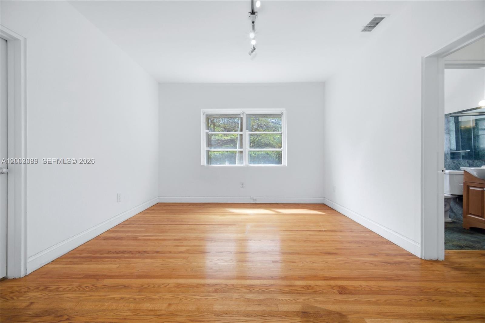 2300 S Miami Ave Miami, FL 33129