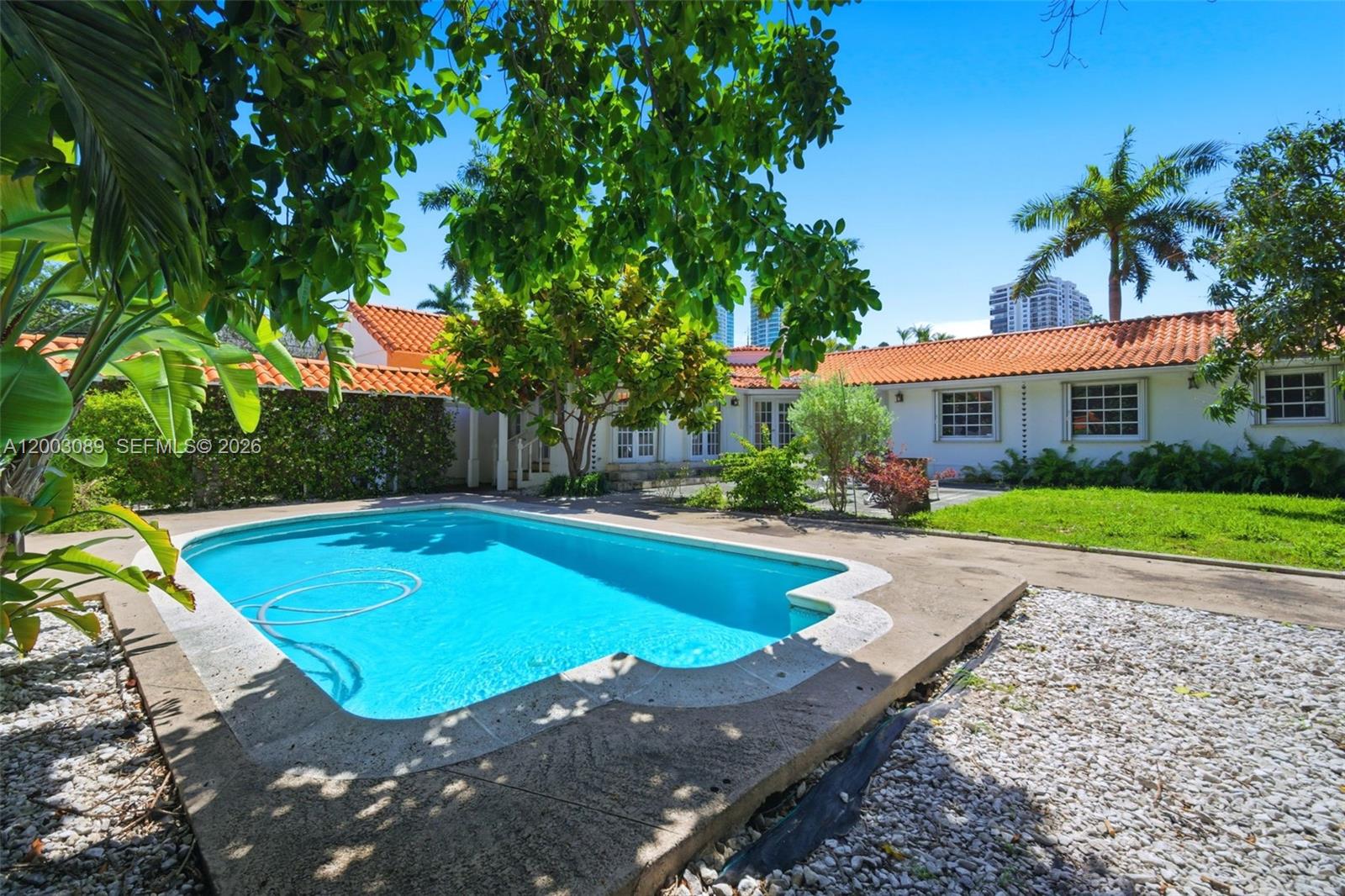 2300 S Miami Ave Miami, FL 33129