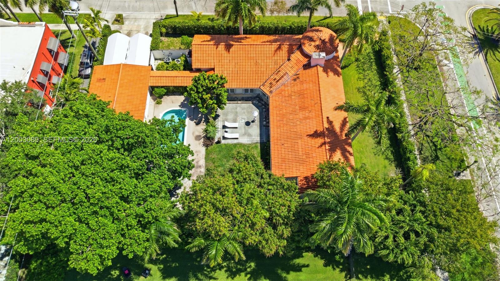 2300 S Miami Ave Miami, FL 33129