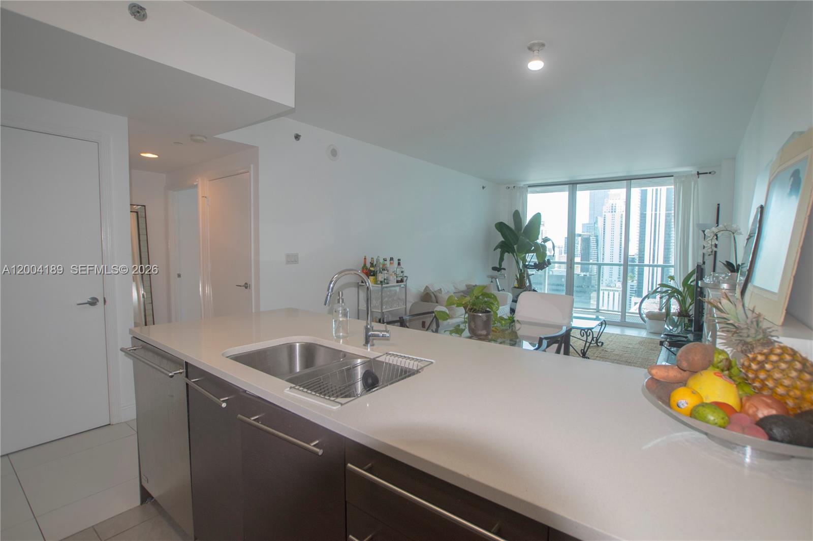 image 500 Brickell West3
