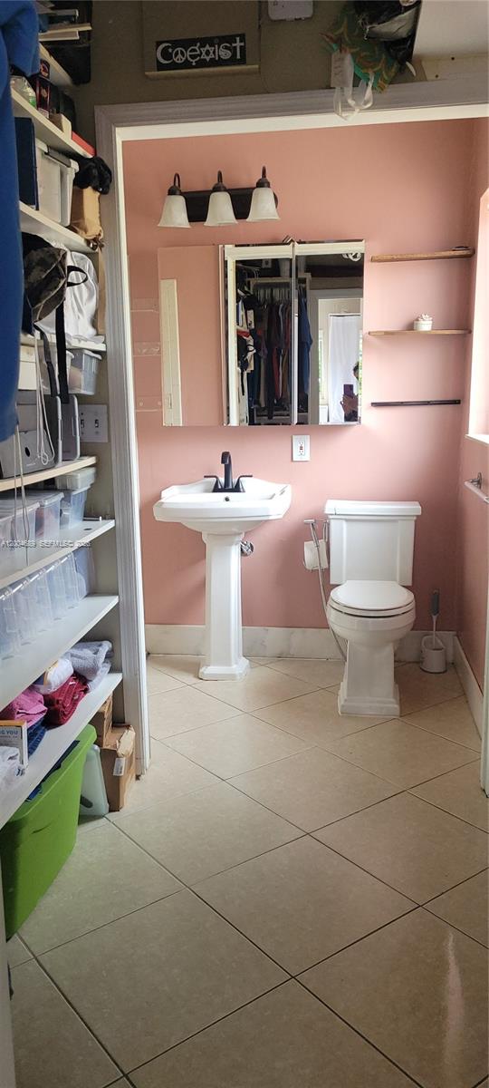 Undisclosed Address South Miami, FL 33143