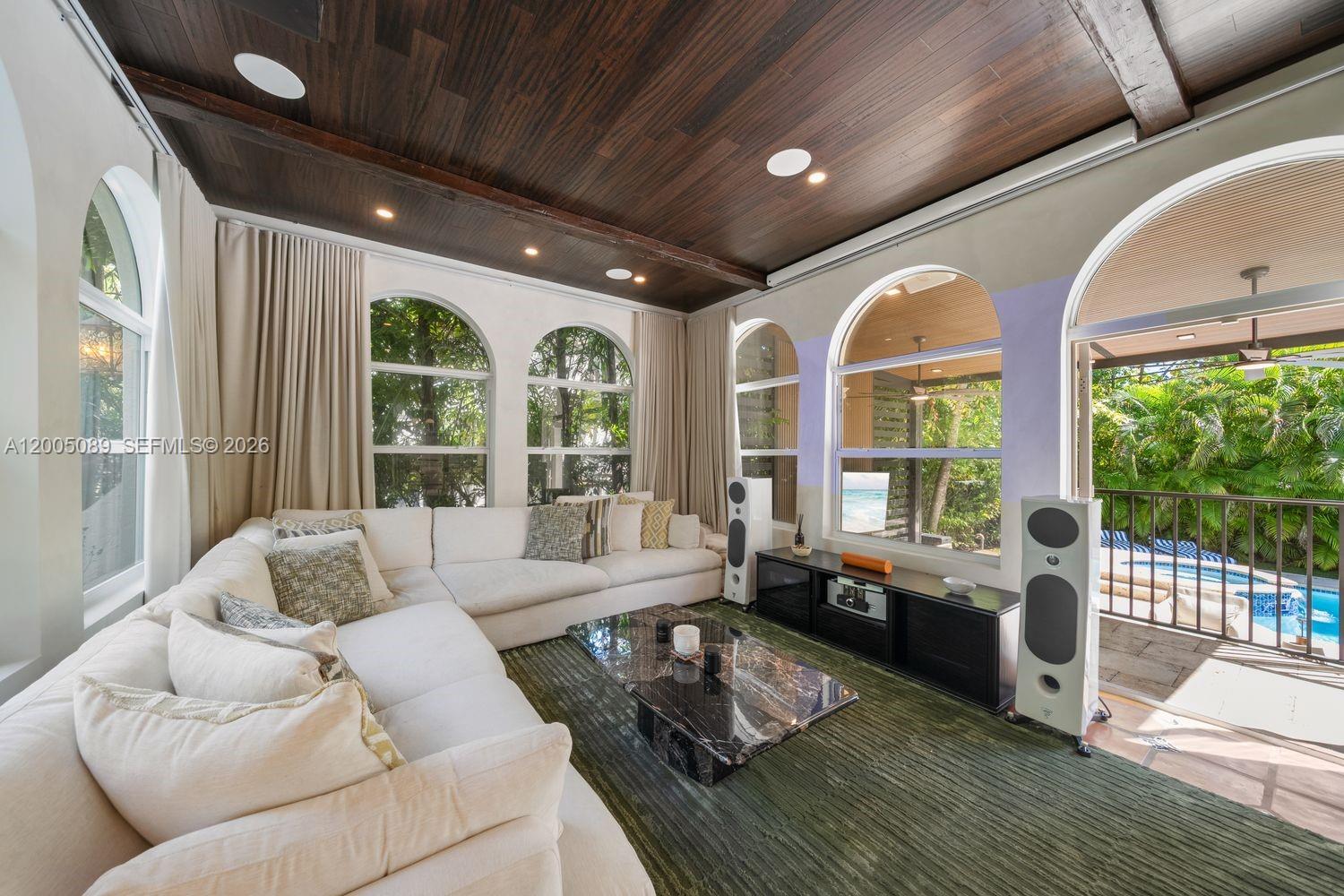 130 NE 45th St Miami, FL 33137