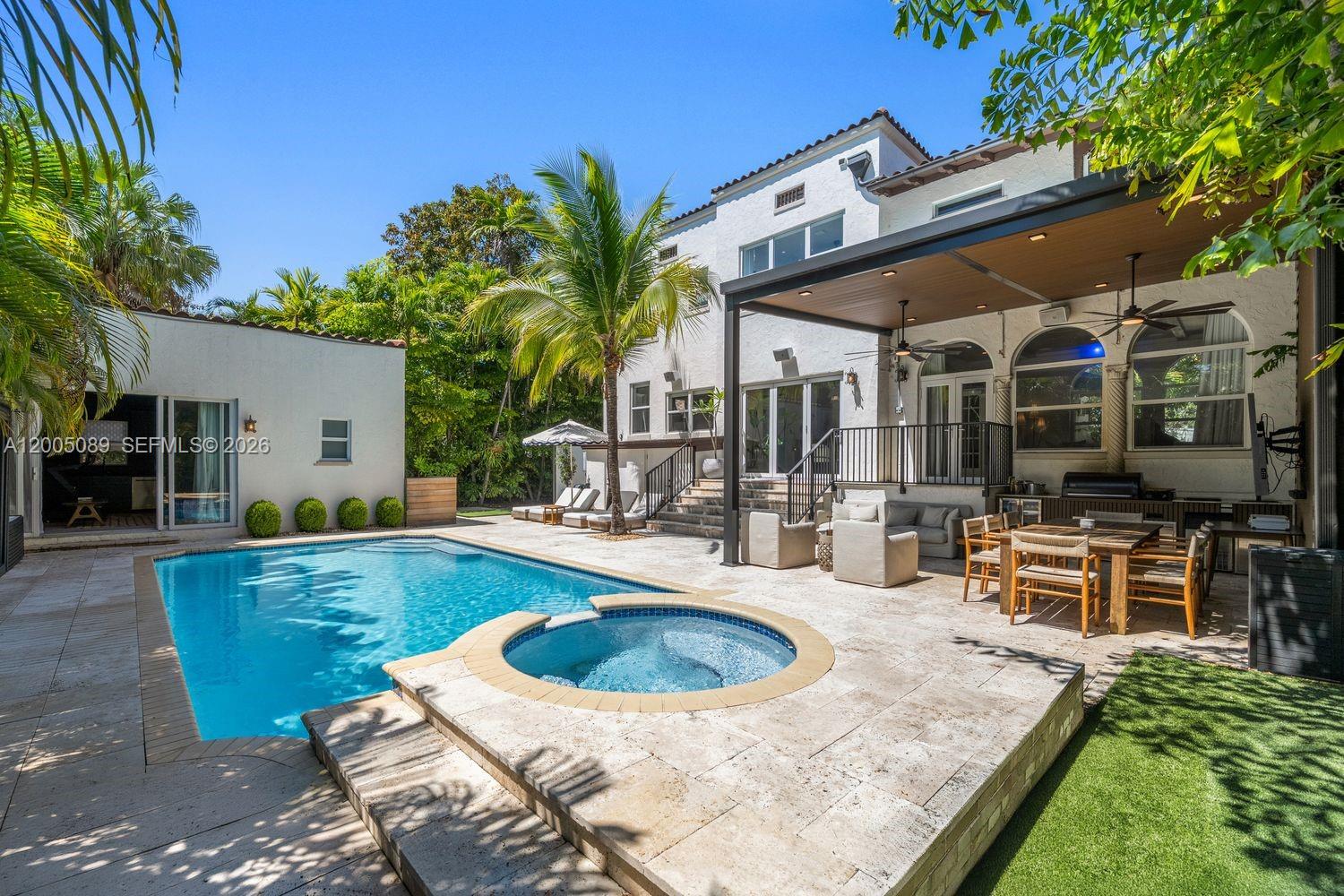 130 NE 45th St Miami, FL 33137