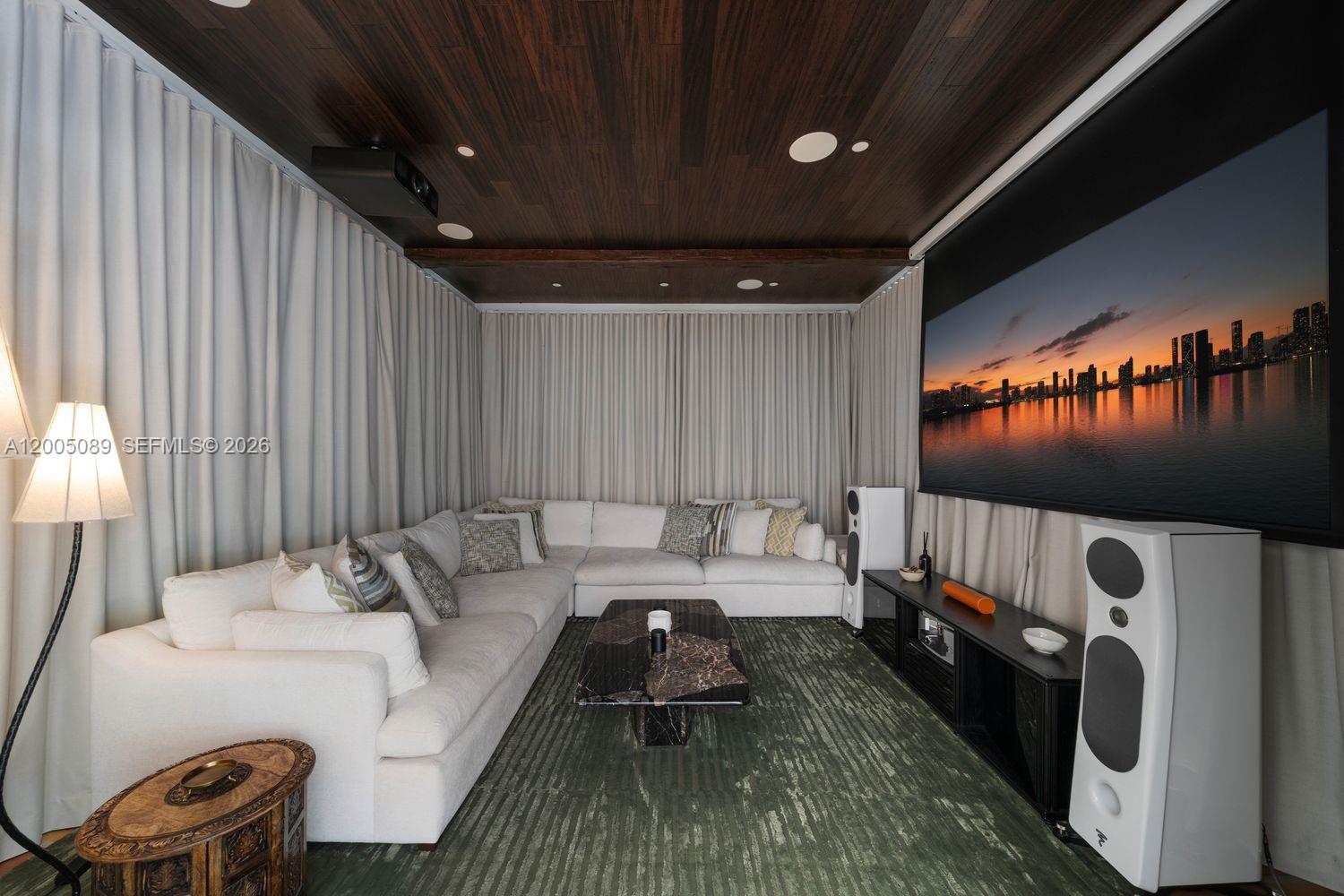 130 NE 45th St Miami, FL 33137