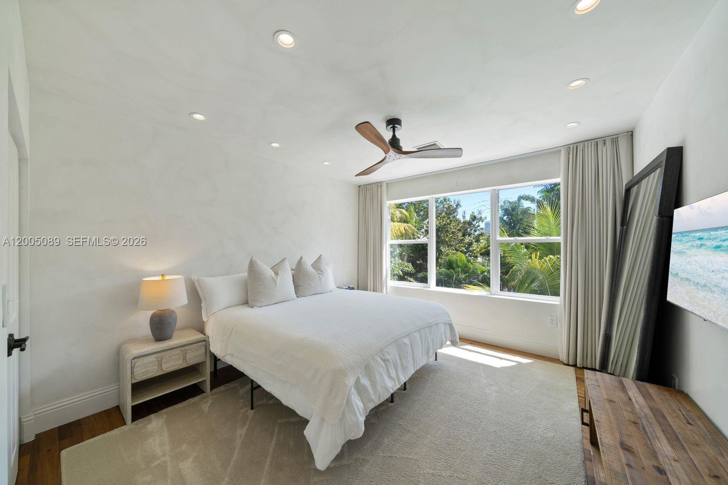 130 NE 45th St Miami, FL 33137