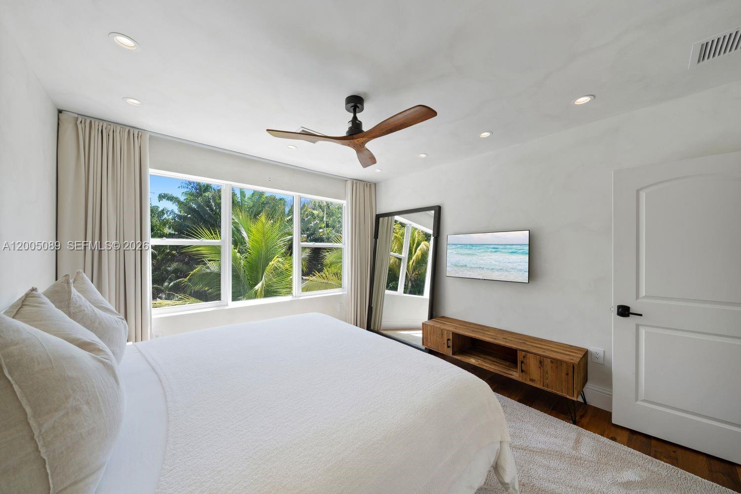 130 NE 45th St Miami, FL 33137