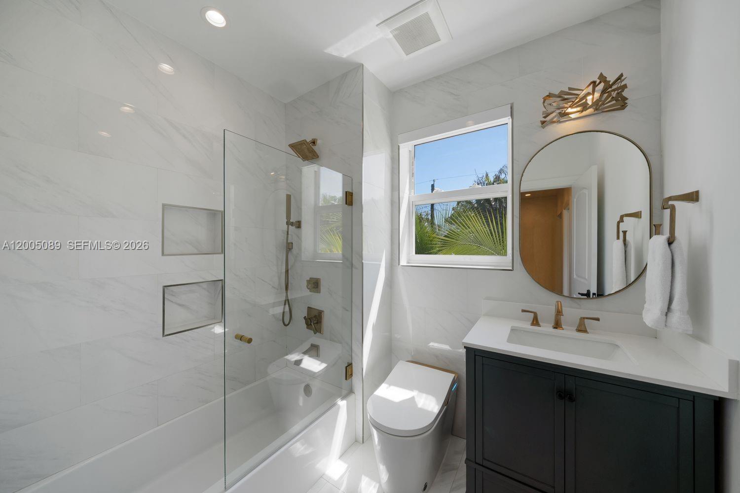 130 NE 45th St Miami, FL 33137