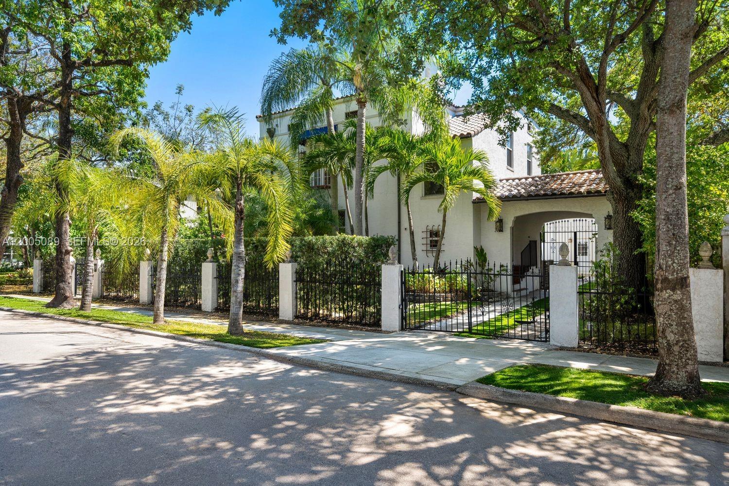 130 NE 45th St Miami, FL 33137