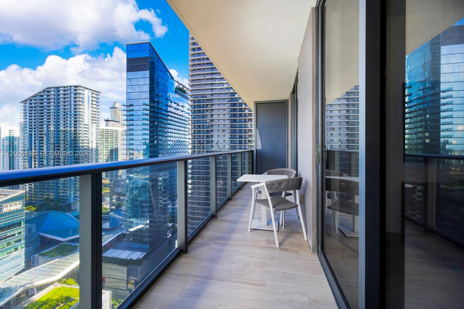 image Brickell Heights West8