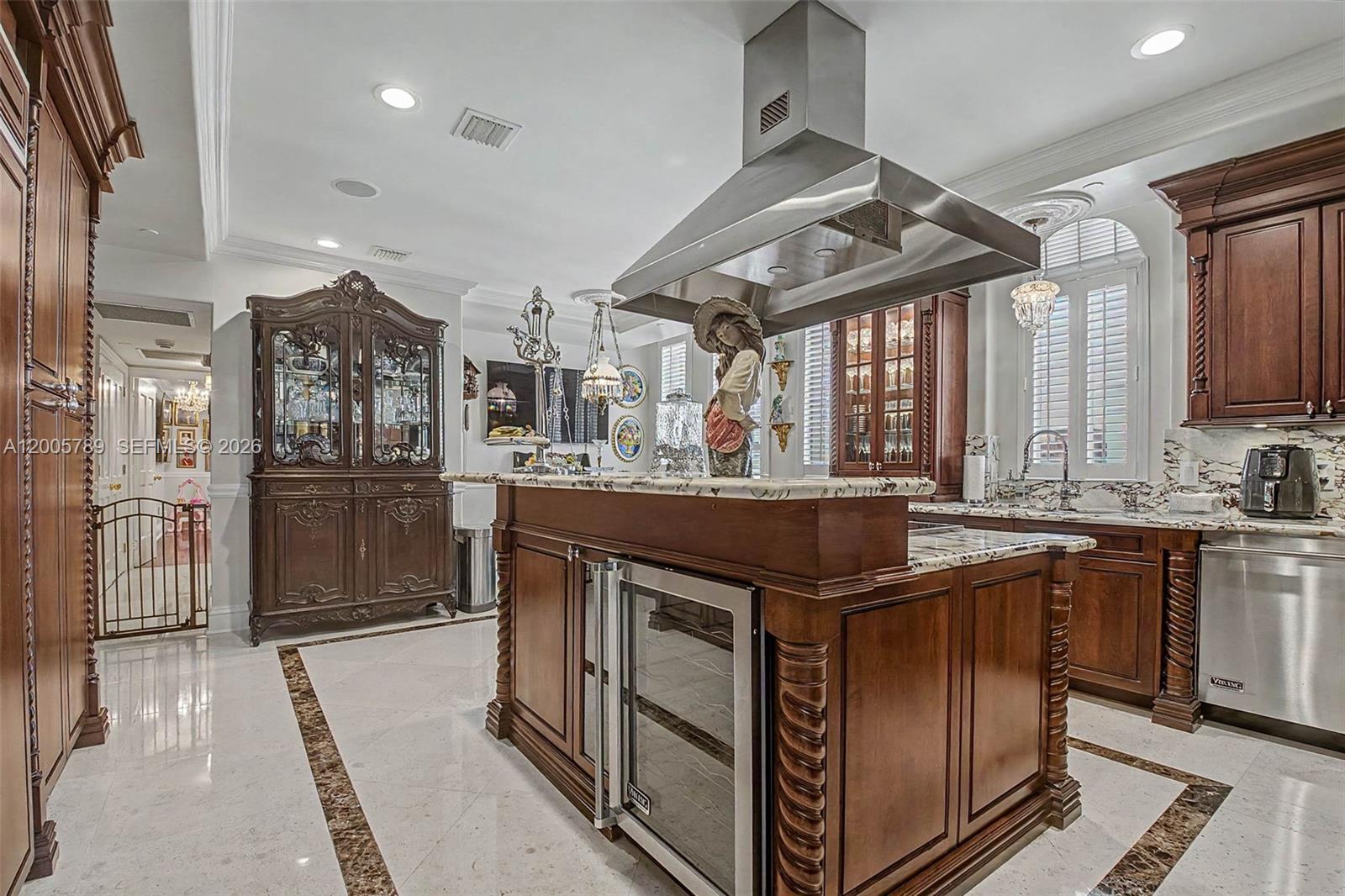 600 Coral Way #5