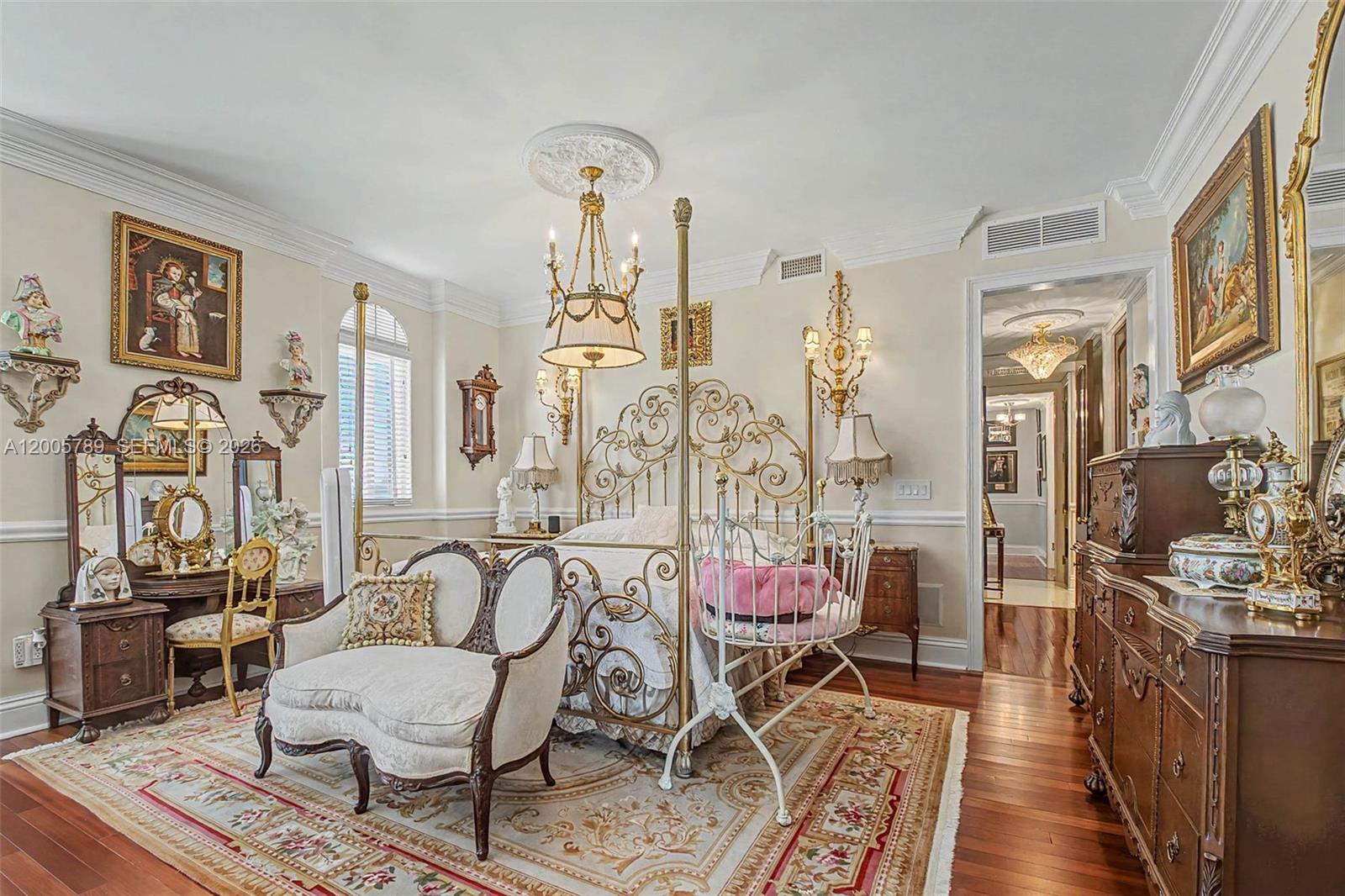 600 Coral Way #5 Coral Gables, FL 33134