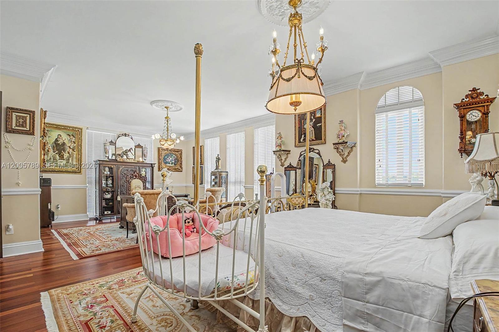 600 Coral Way #5 Coral Gables, FL 33134