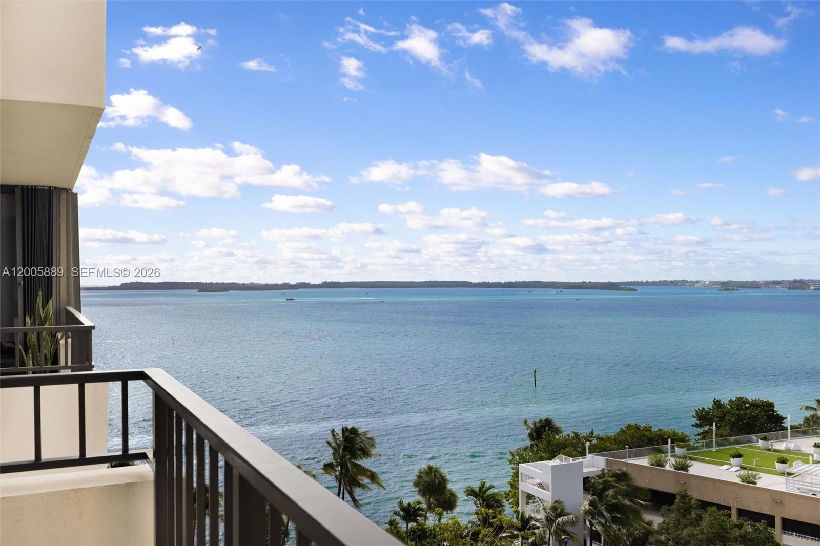 520 Brickell Key Dr #A1001